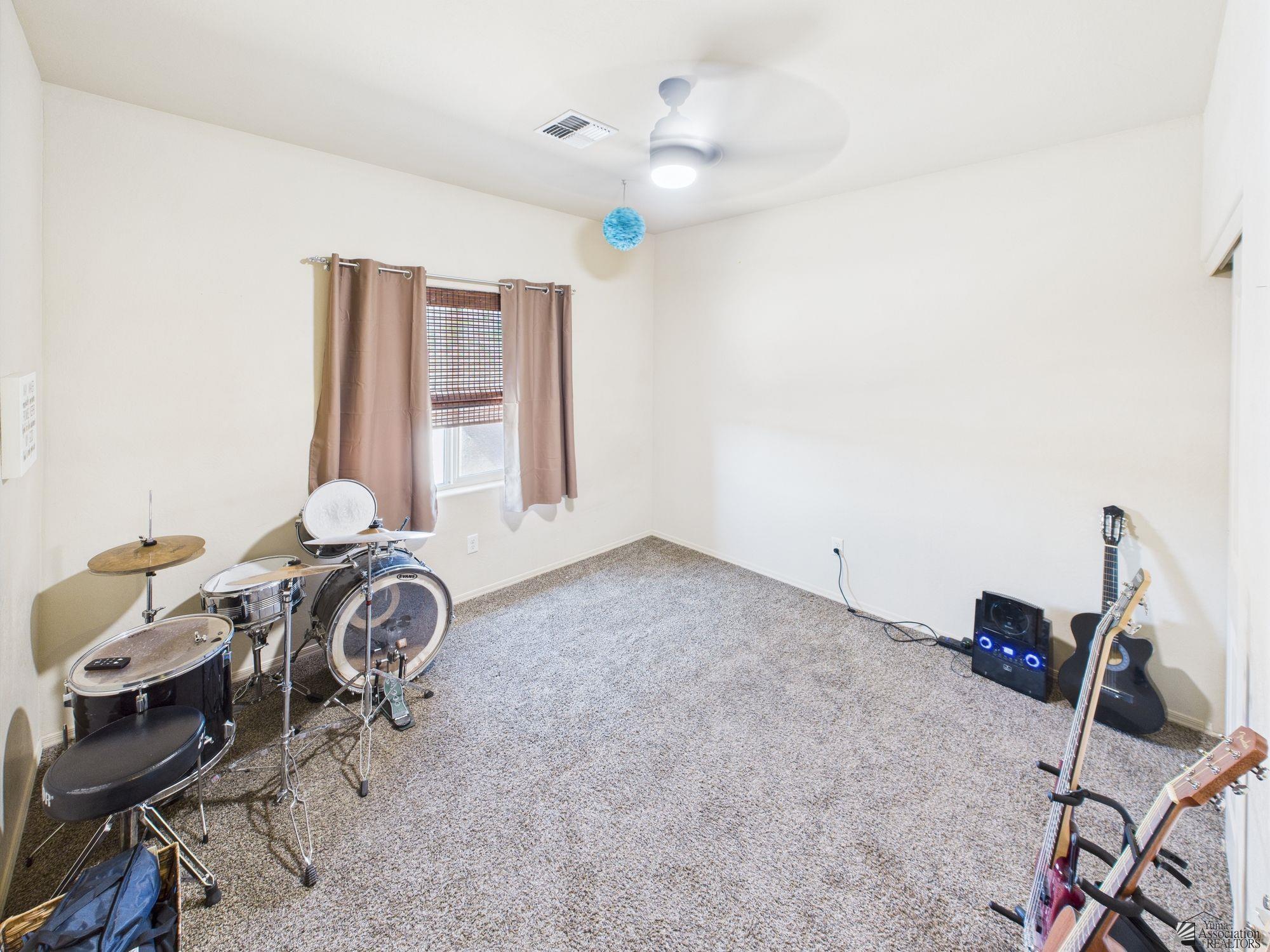 3774 W 36 St
