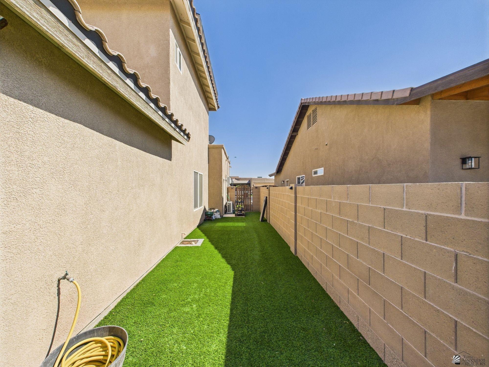 3774 W 36 St