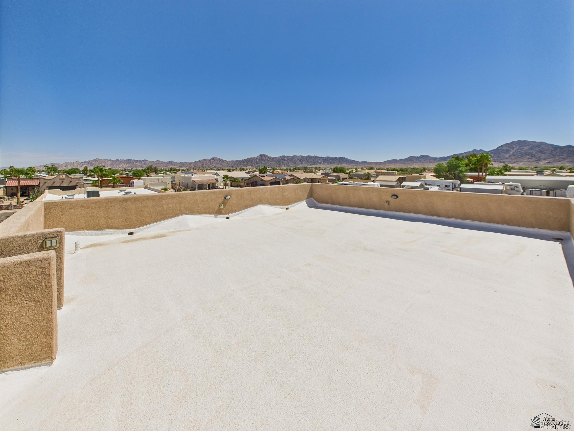 13822 E 53 Dr