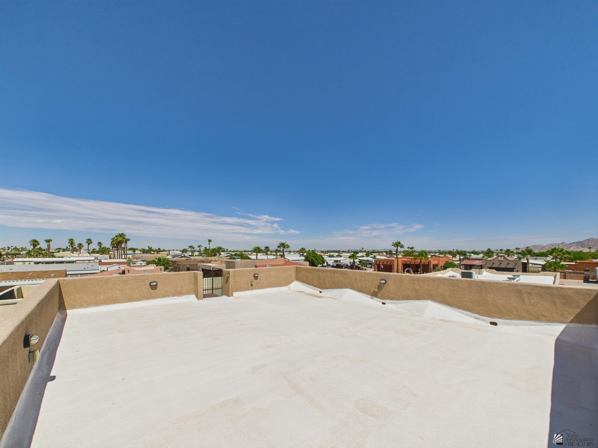 13822 E 53 Dr