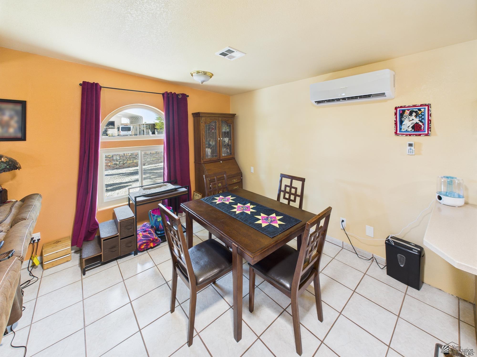 13822 E 53 Dr