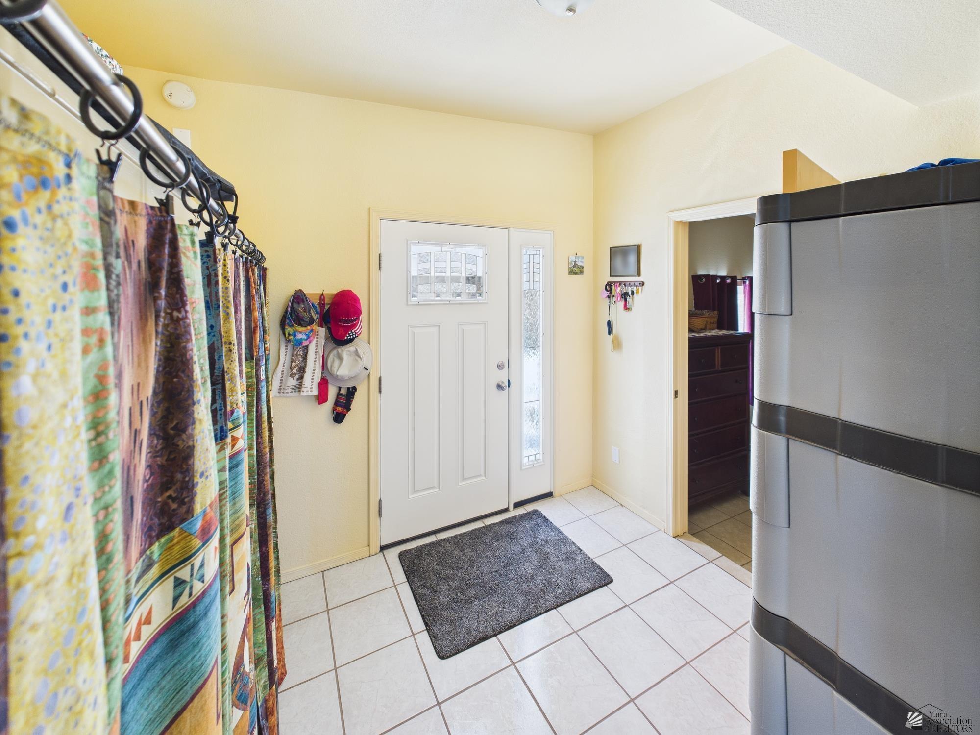 13822 E 53 Dr