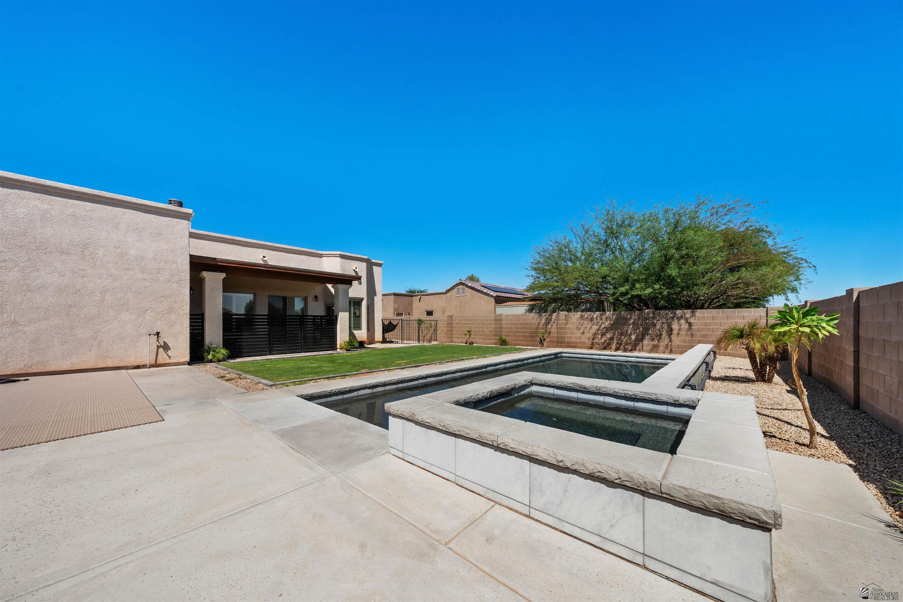 3795 S Bella Vista Dr