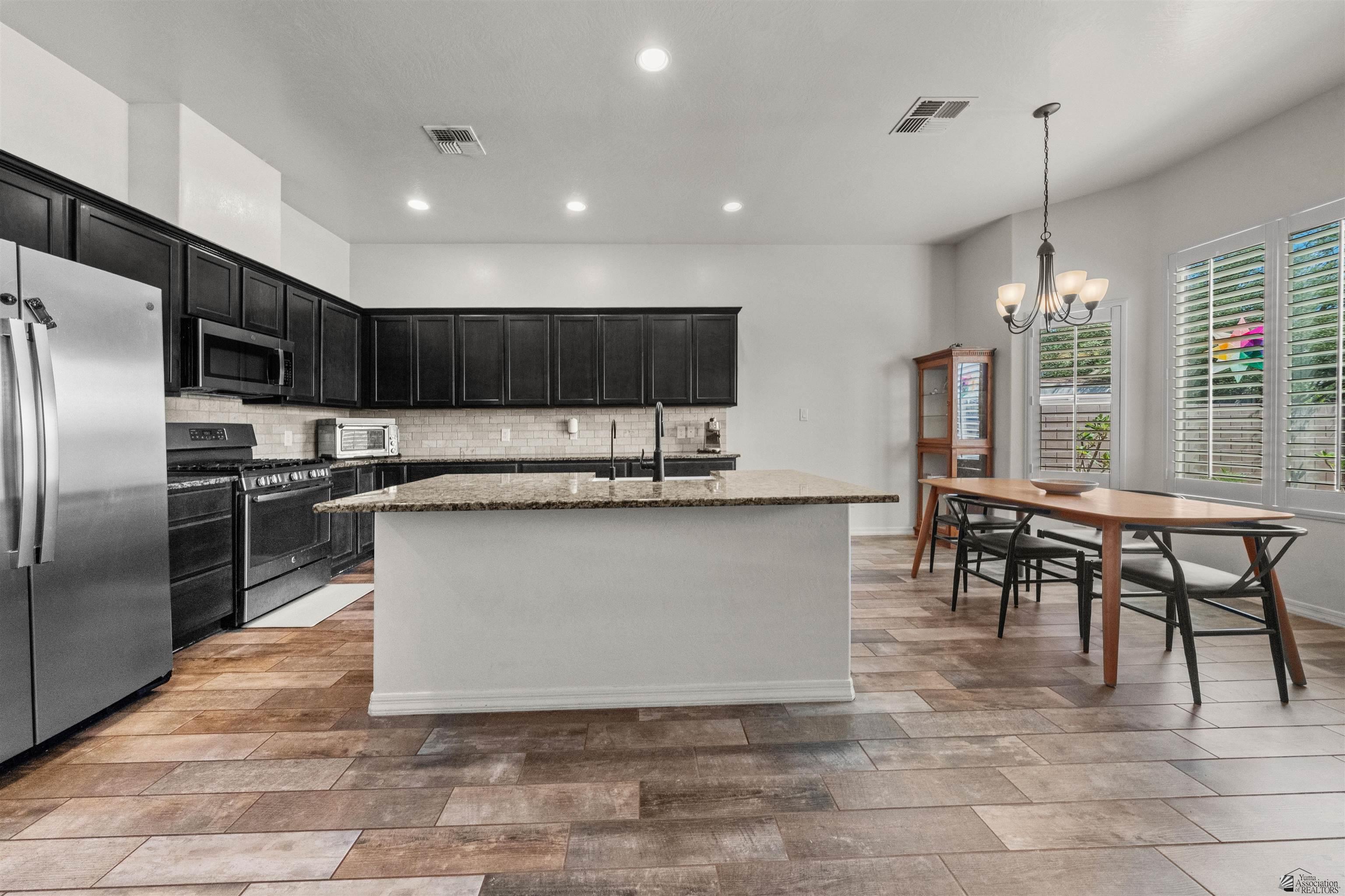 3795 S Bella Vista Dr