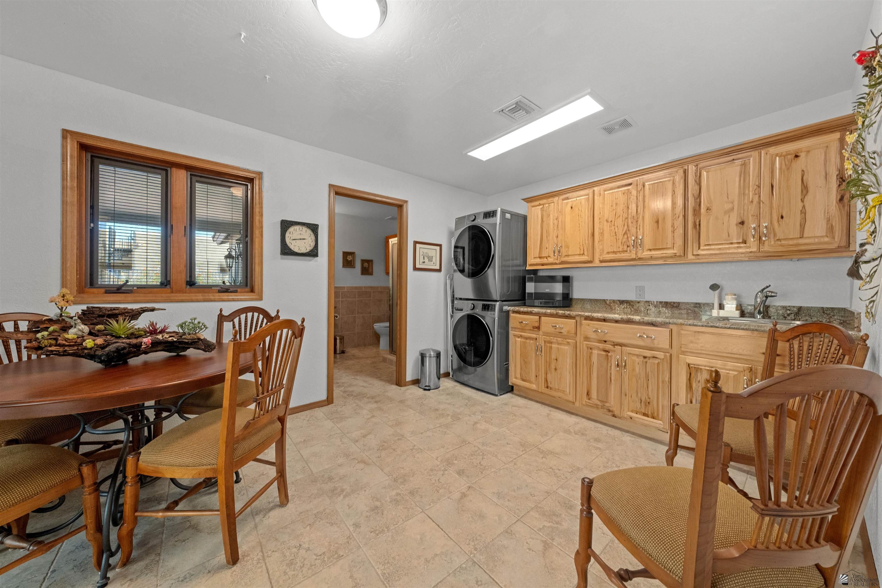 13687 S Selina Dr