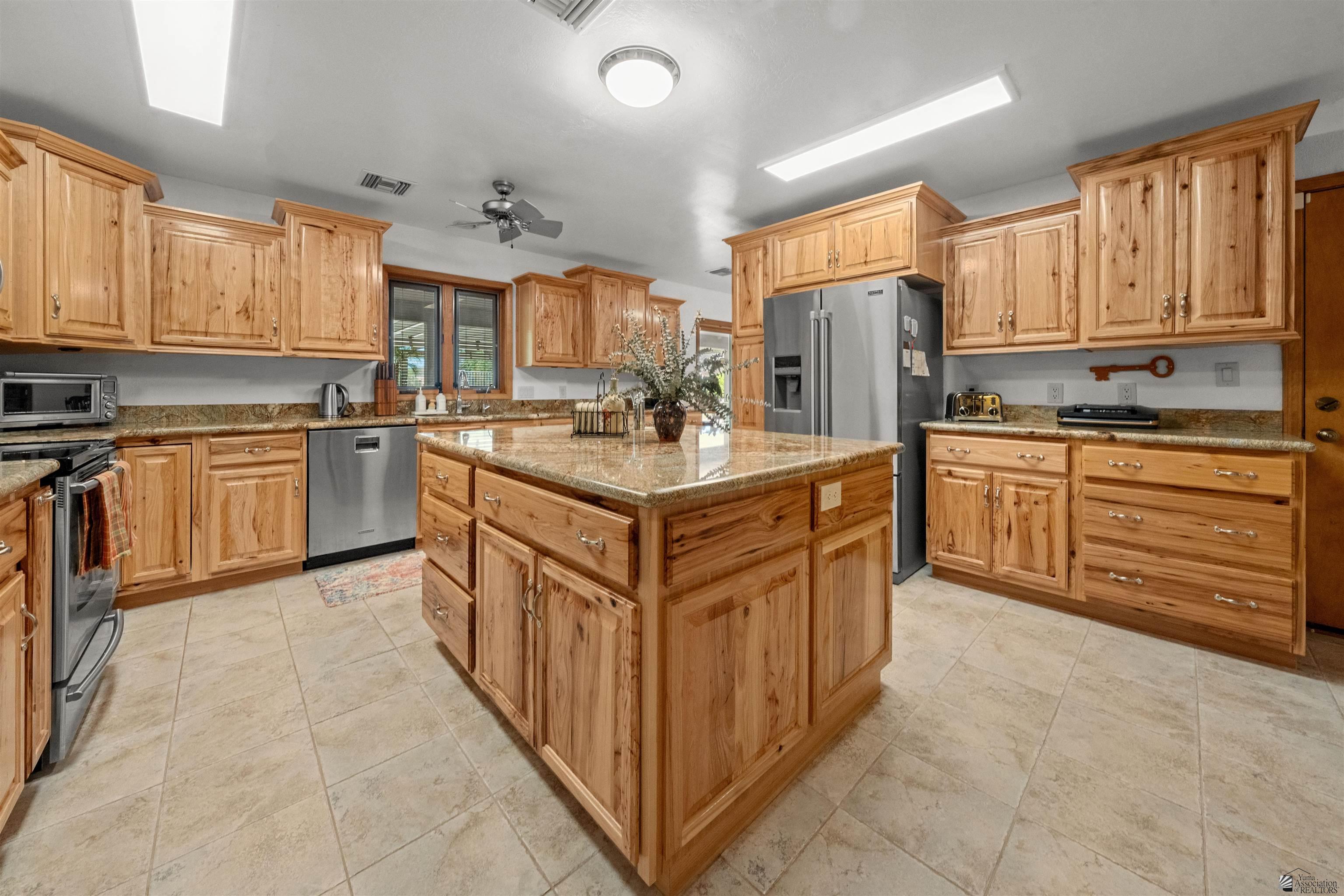 13687 S Selina Dr