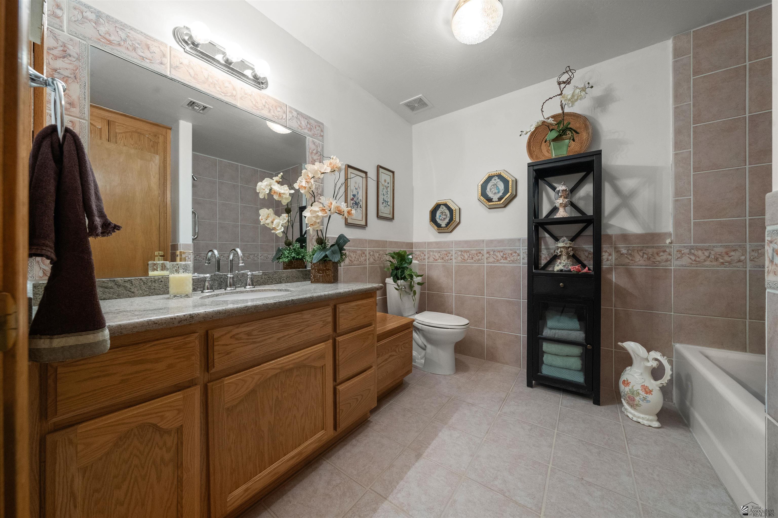 13687 S Selina Dr