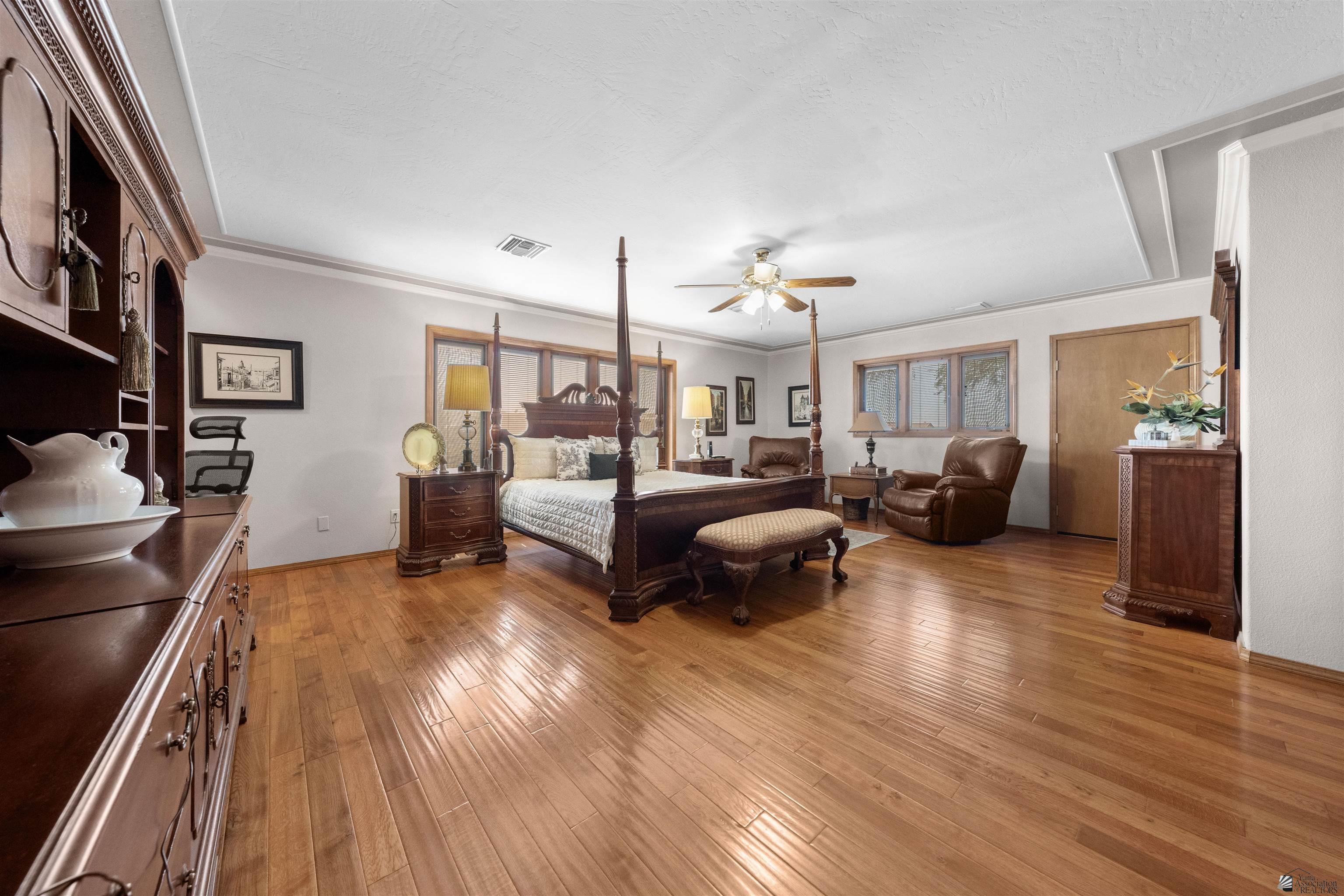 13687 S Selina Dr