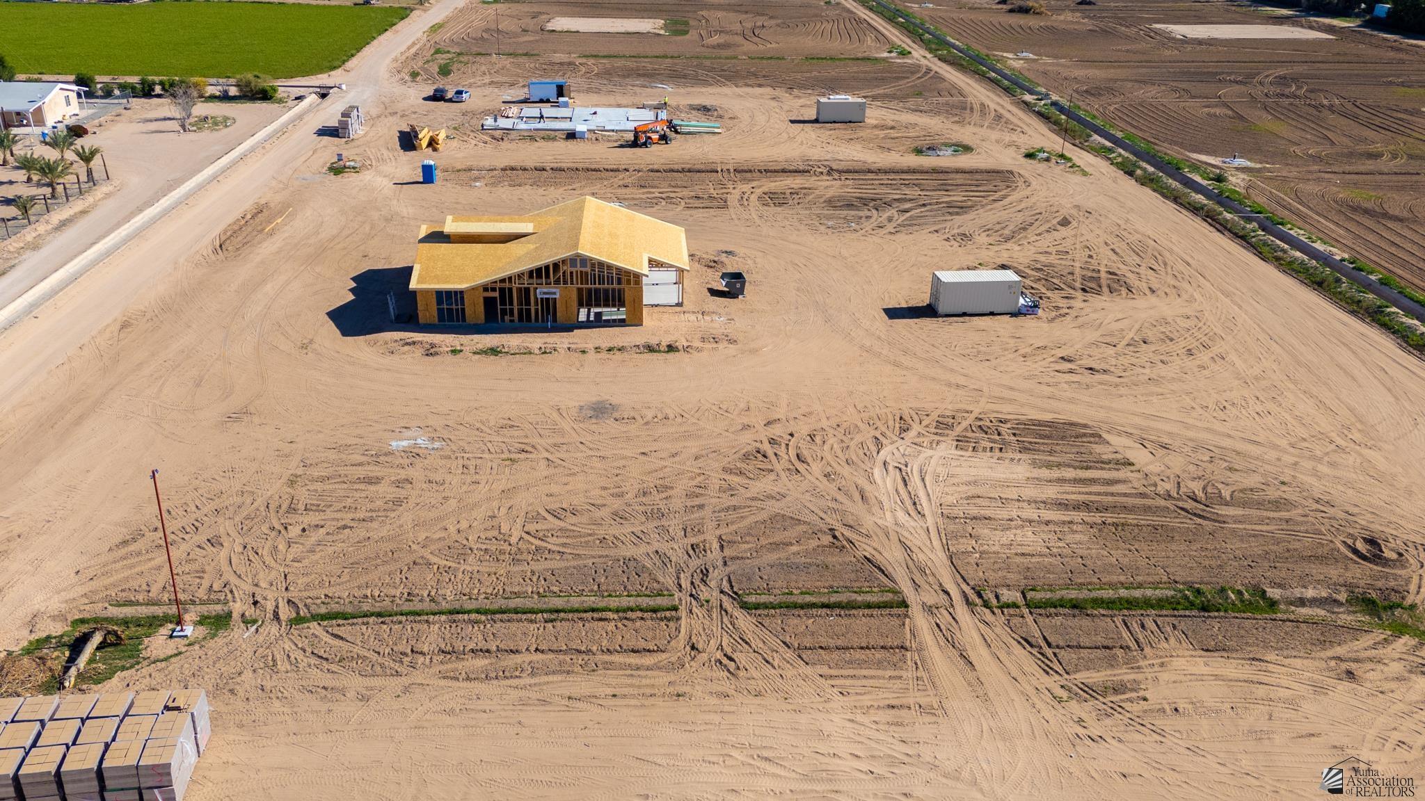 2323 W County 16 3/4 St