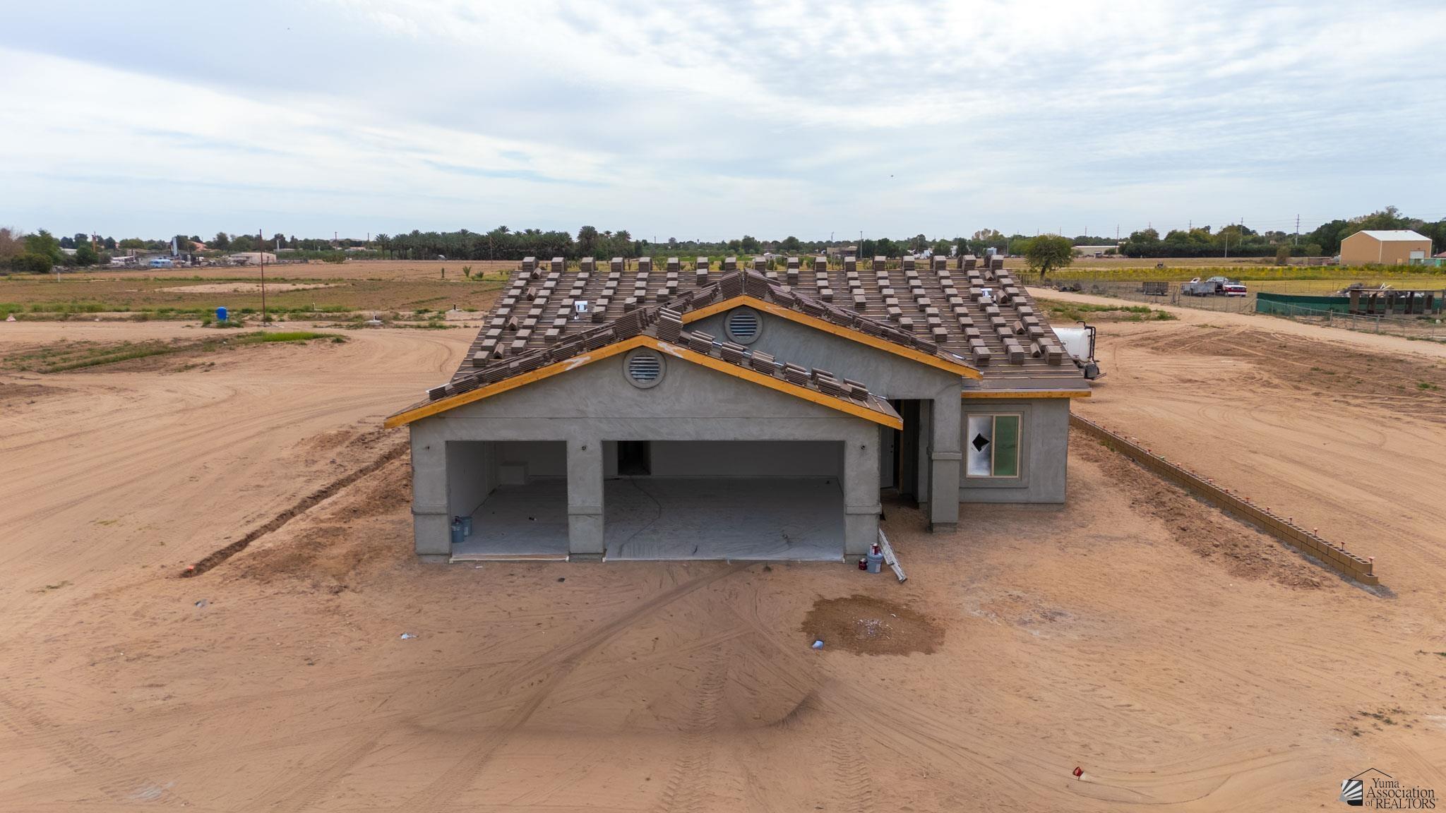 2323 W County 16 3/4 St