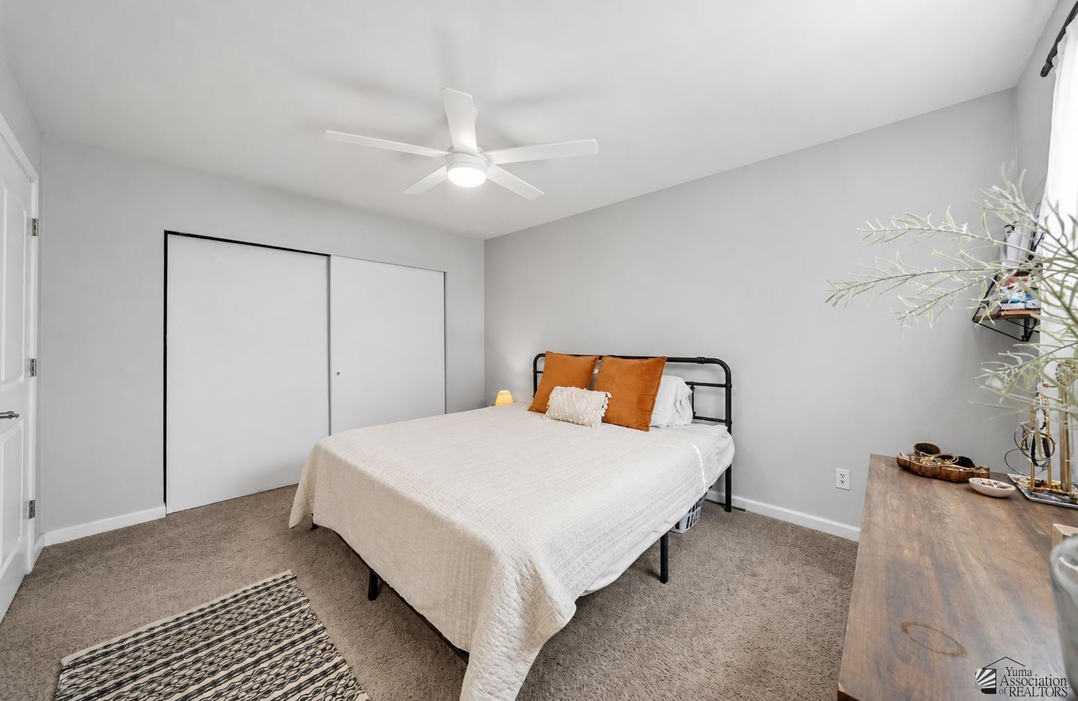 1653 W 12 Ln