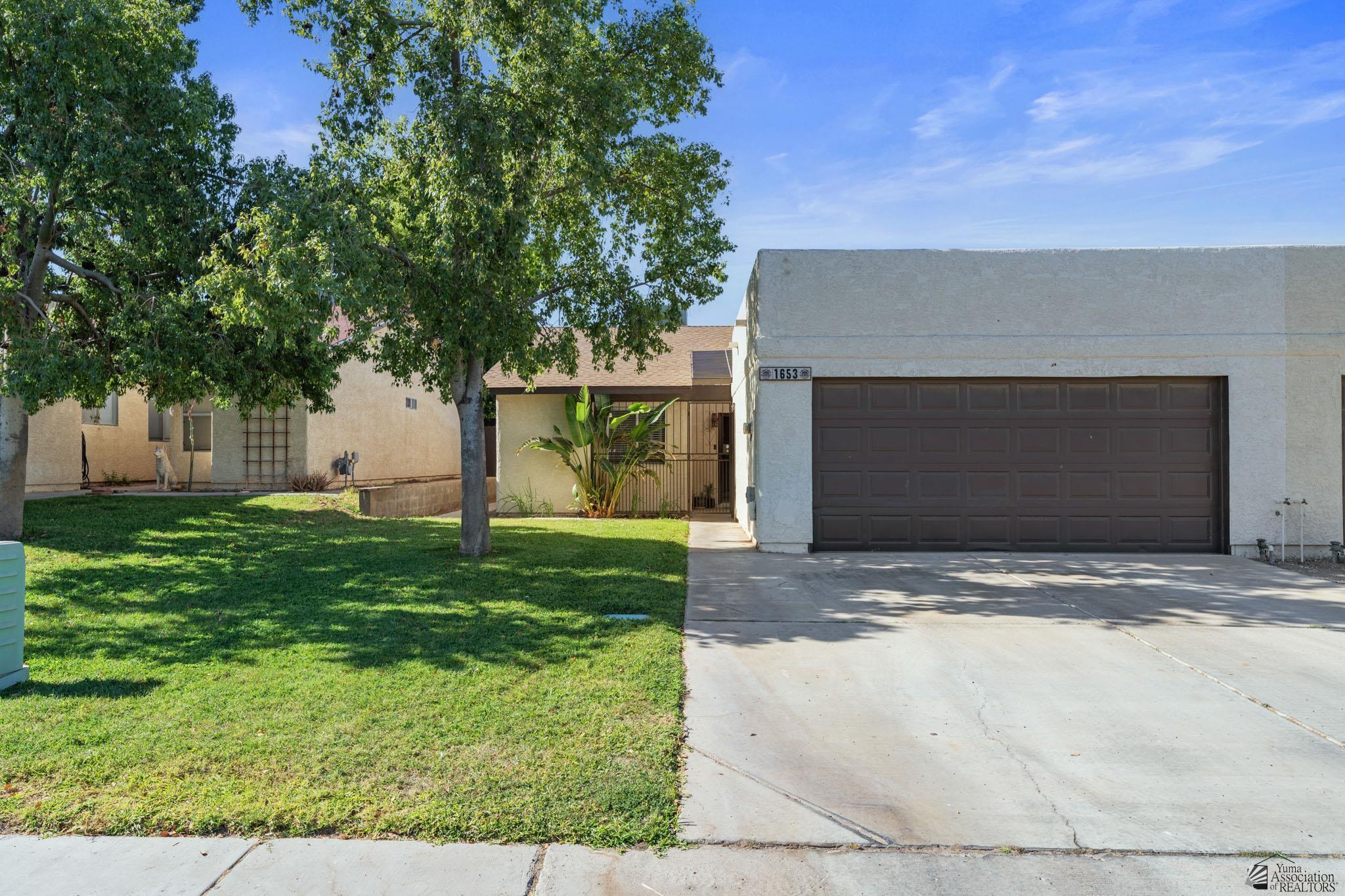 1653 W 12 Ln