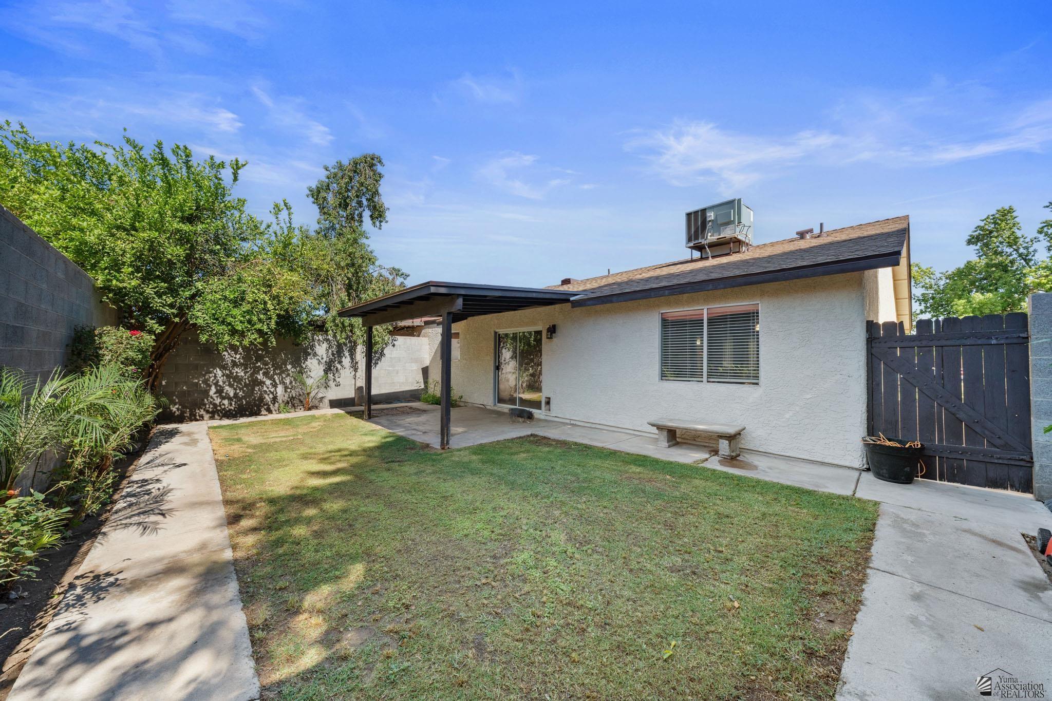 1653 W 12 Ln