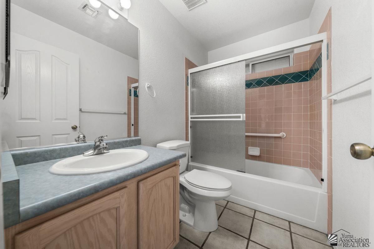 14141 E 52 St