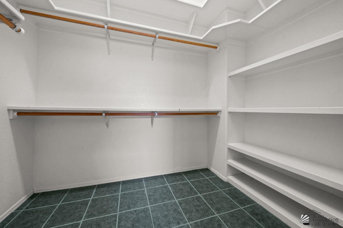 14141 E 52 St