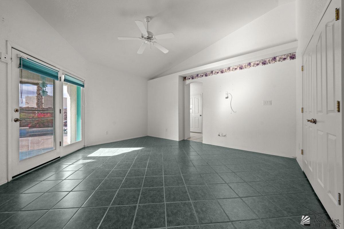 14141 E 52 St