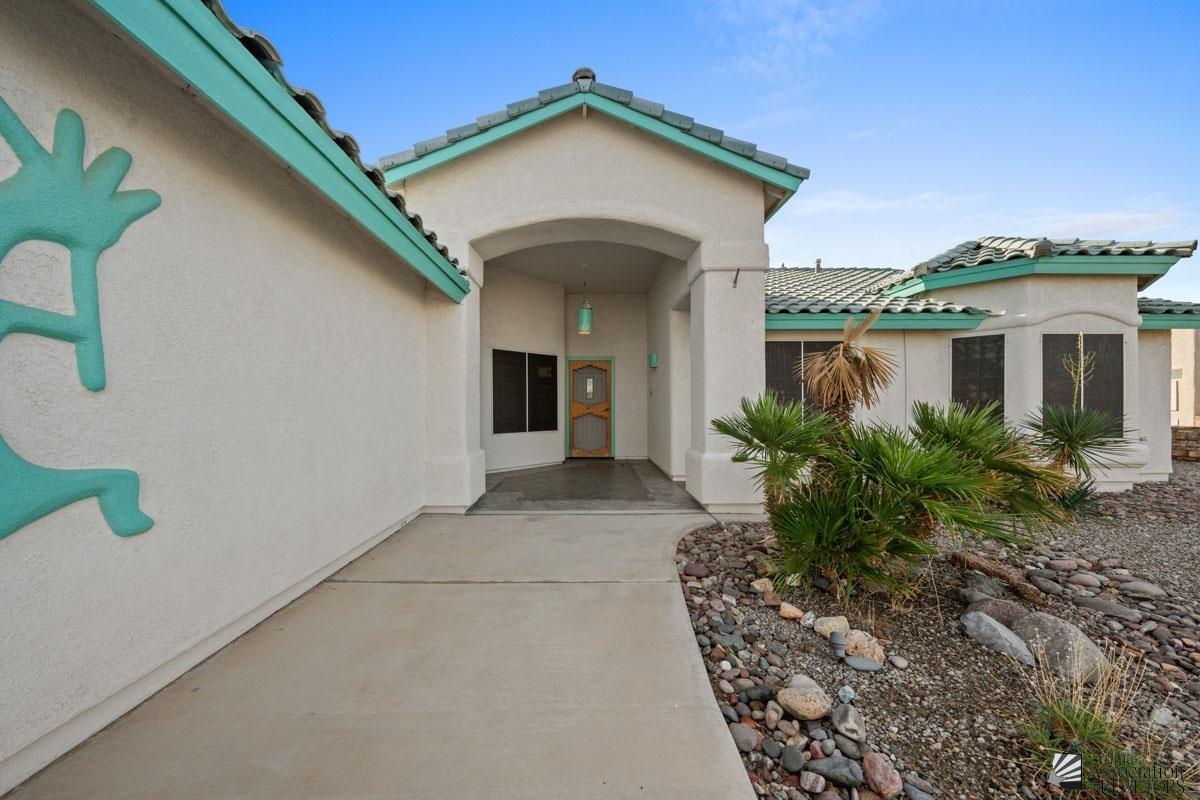 14141 E 52 St