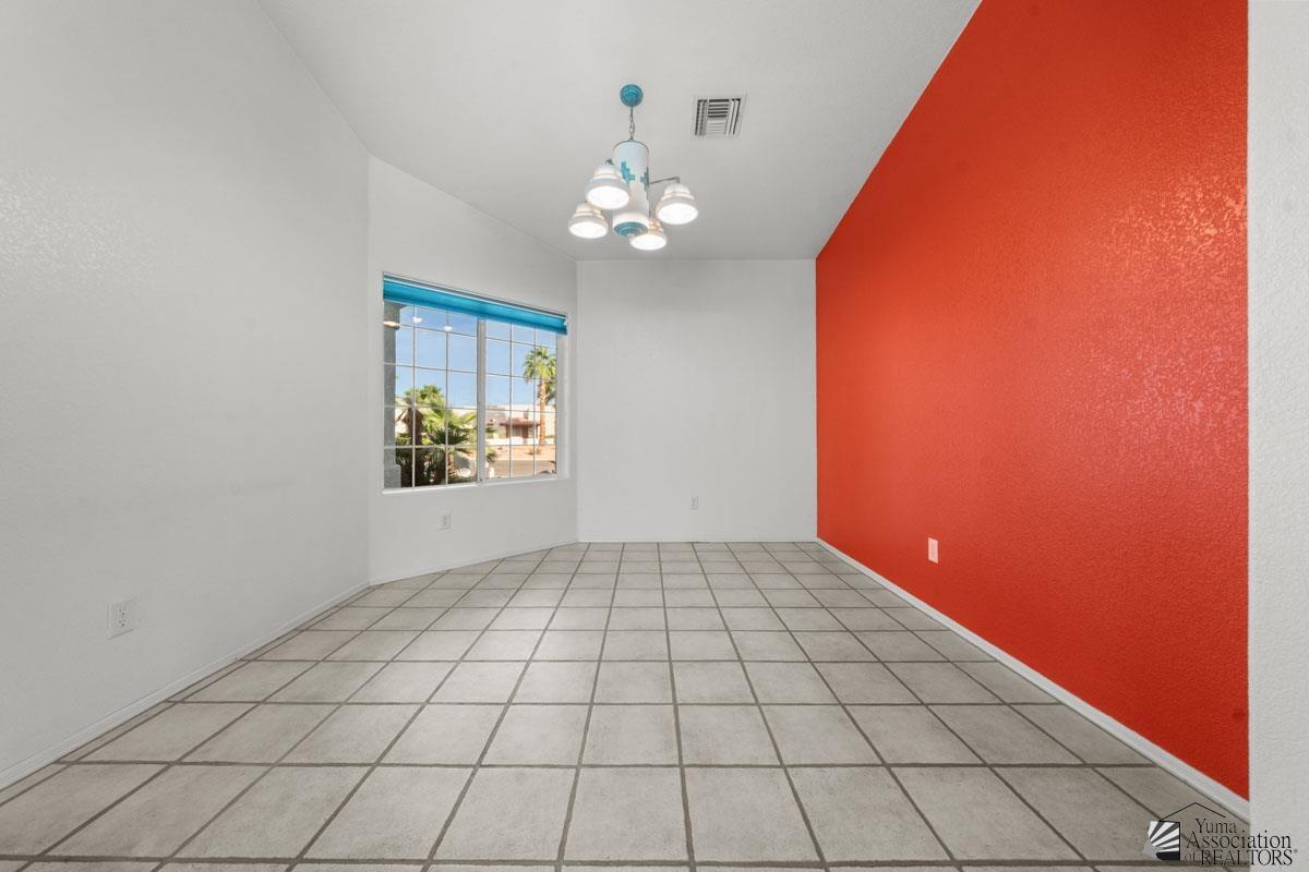 14141 E 52 St
