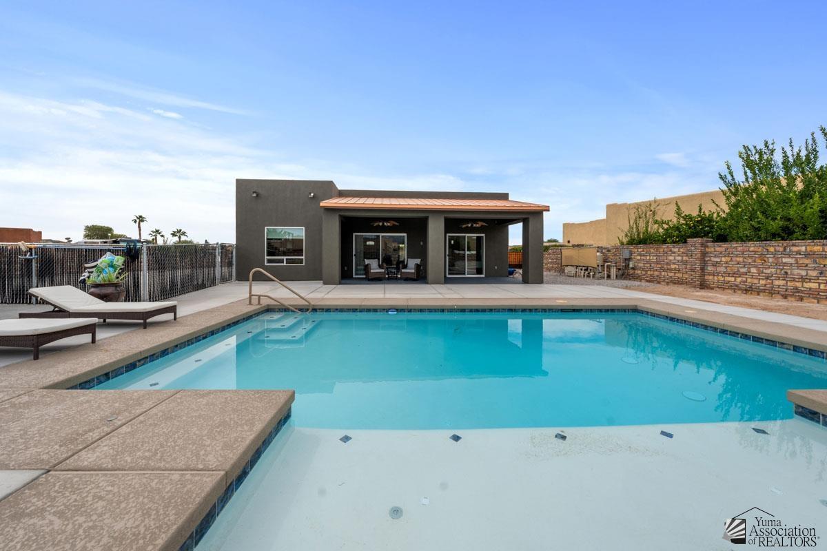 14634 E 51 Dr