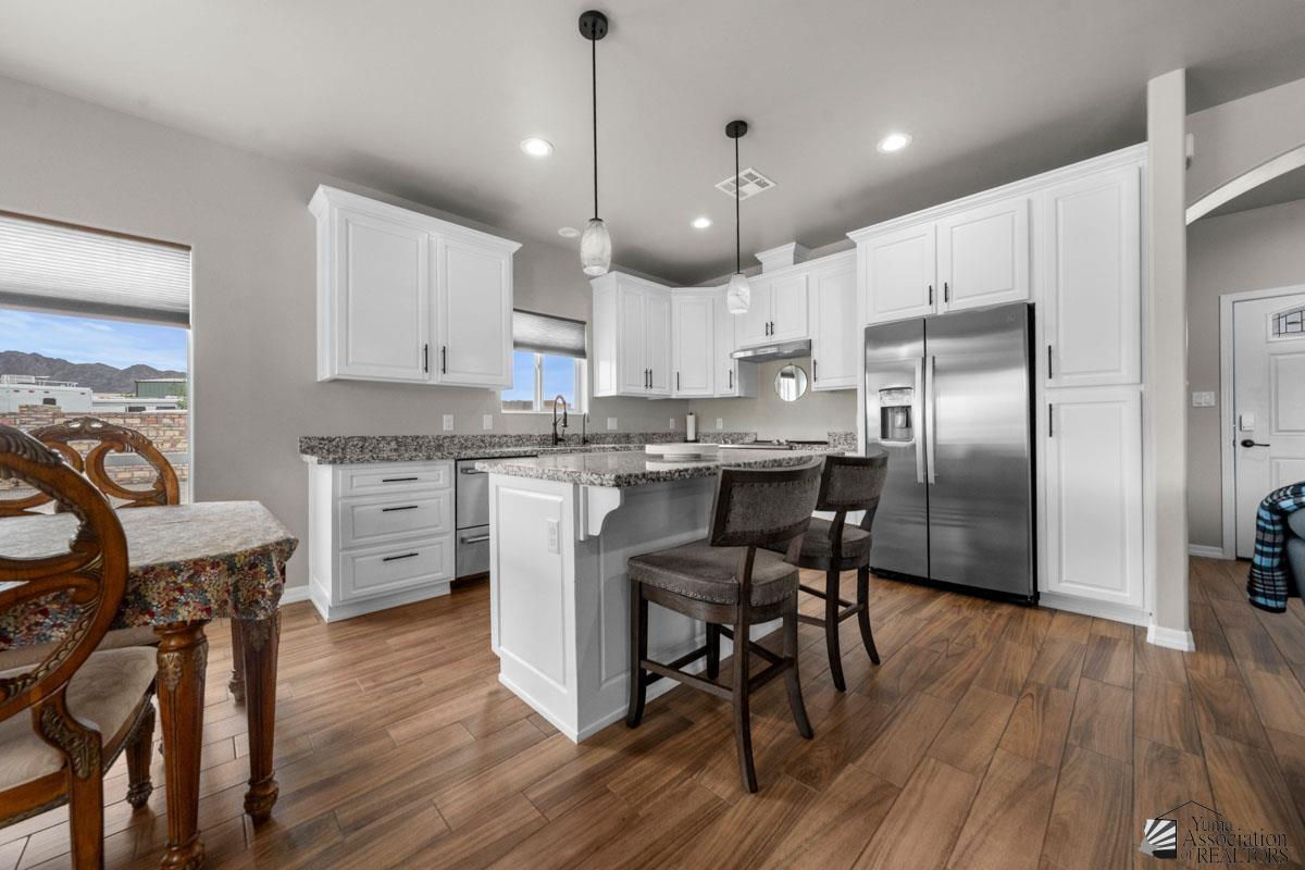 14634 E 51 Dr