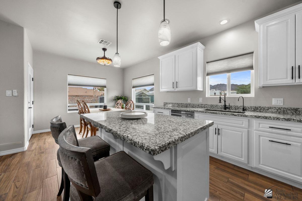 14634 E 51 Dr