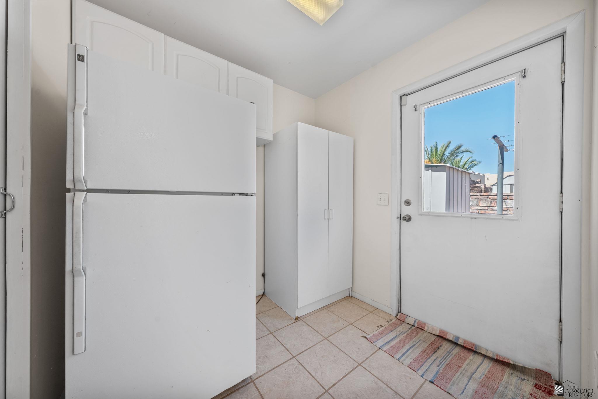 13317 E 53 Dr
