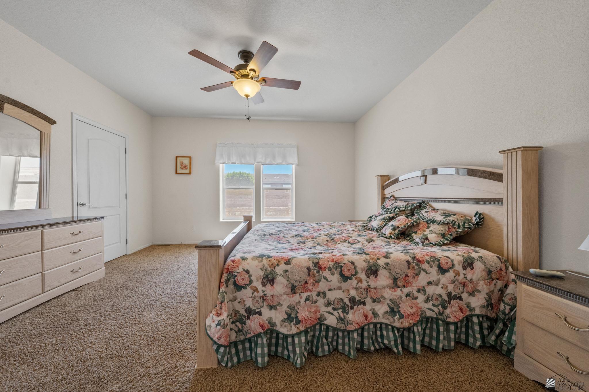13317 E 53 Dr