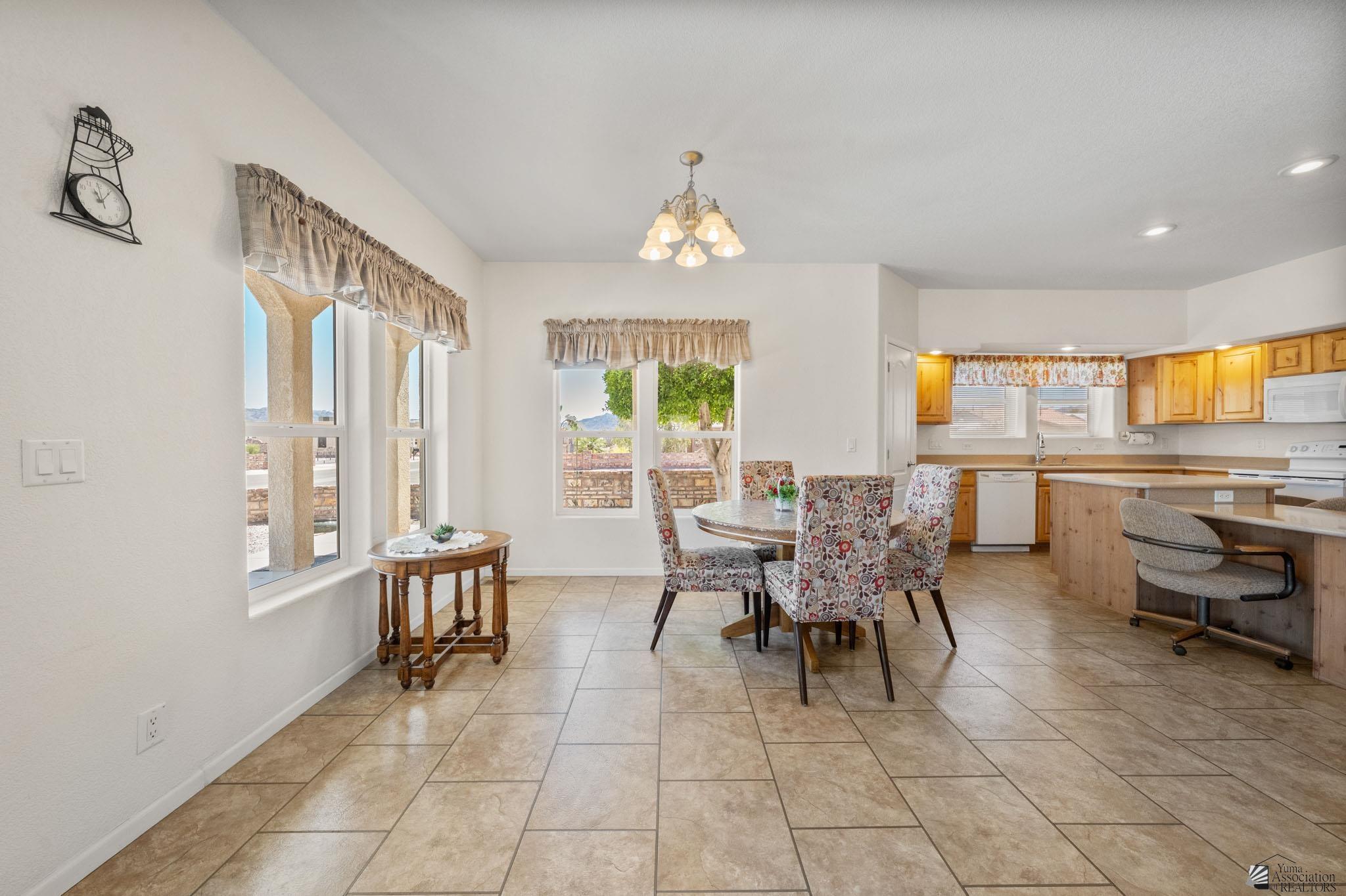 13317 E 53 Dr