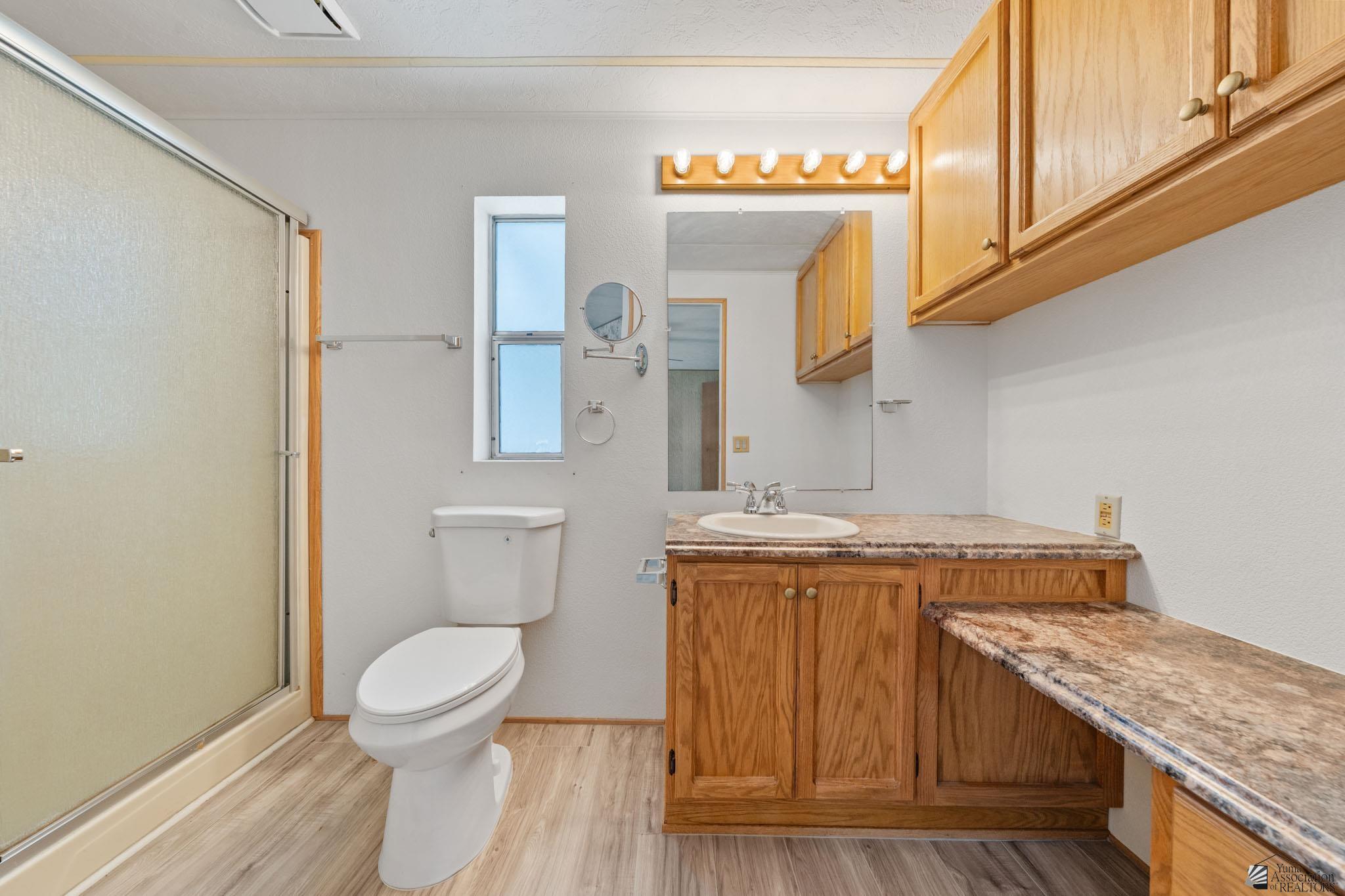 1433 W Mia Ln
