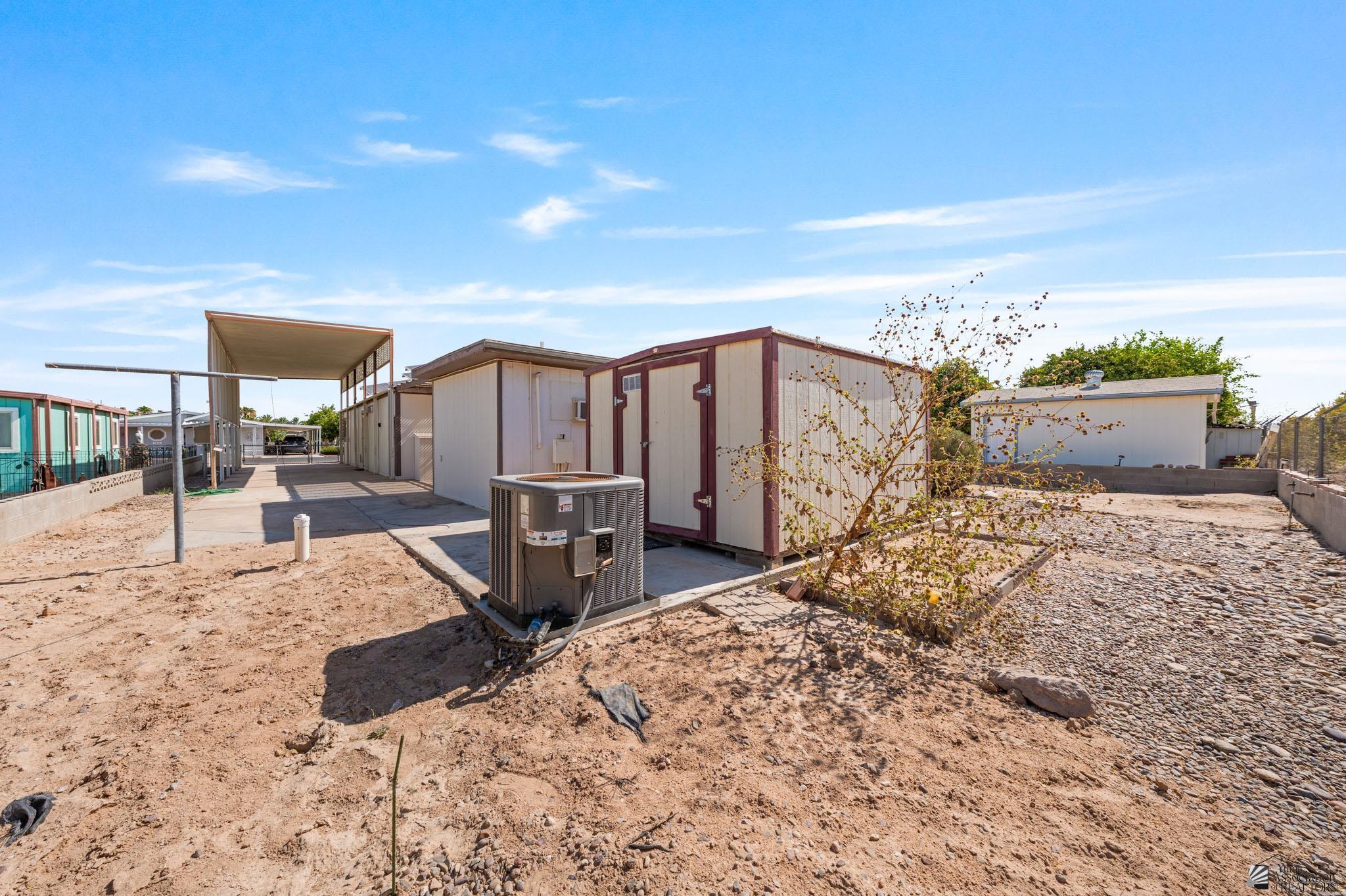 1433 W Mia Ln