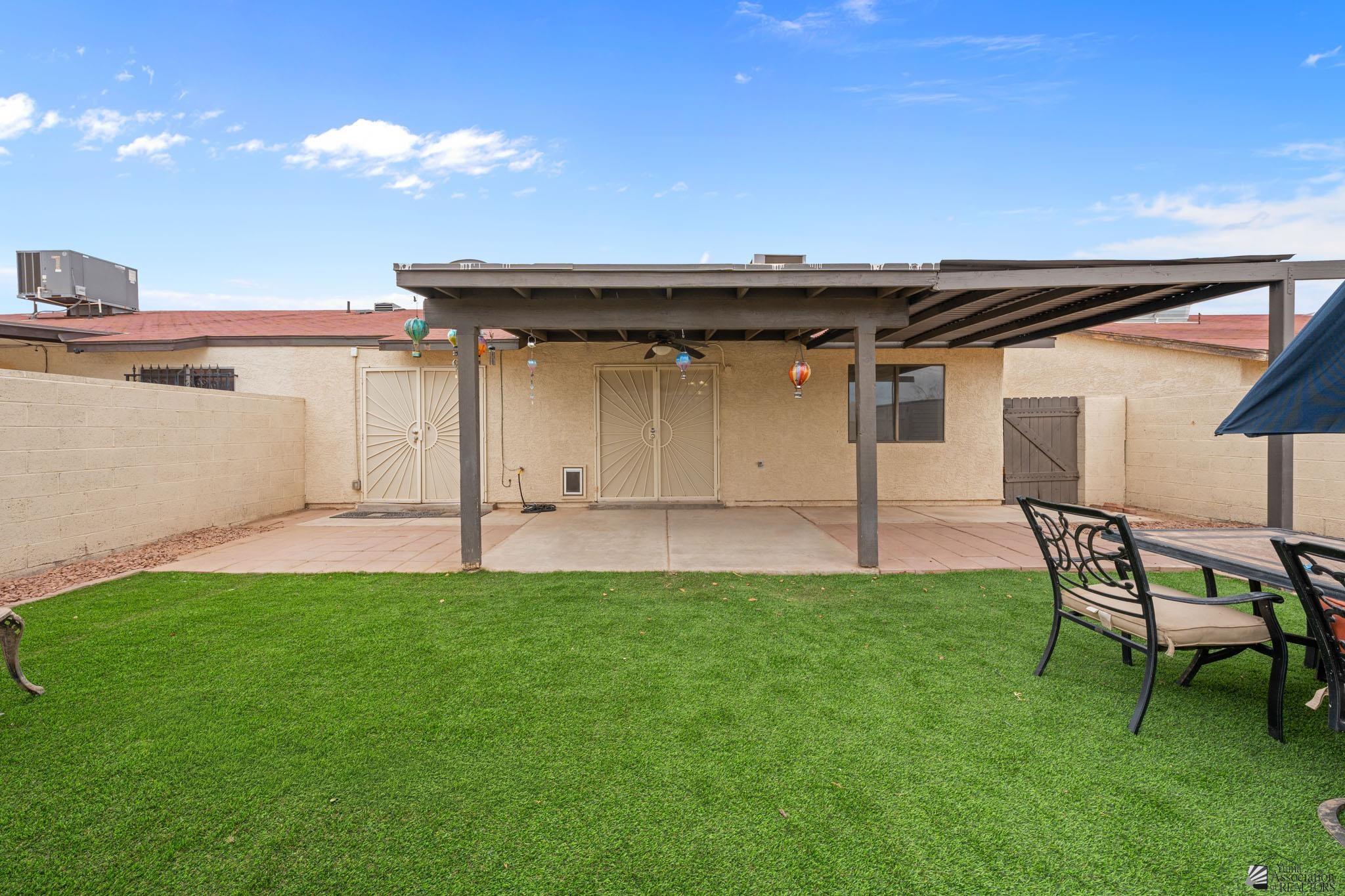 1642 W 12 Ln