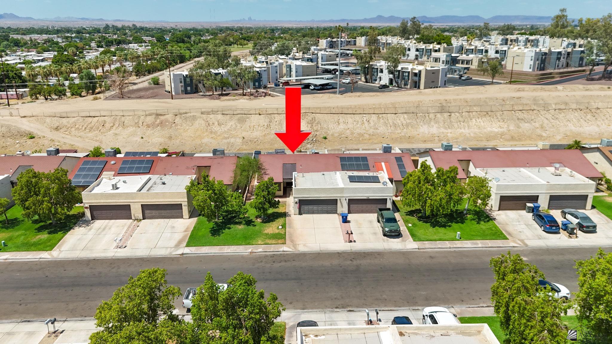 1642 W 12 Ln