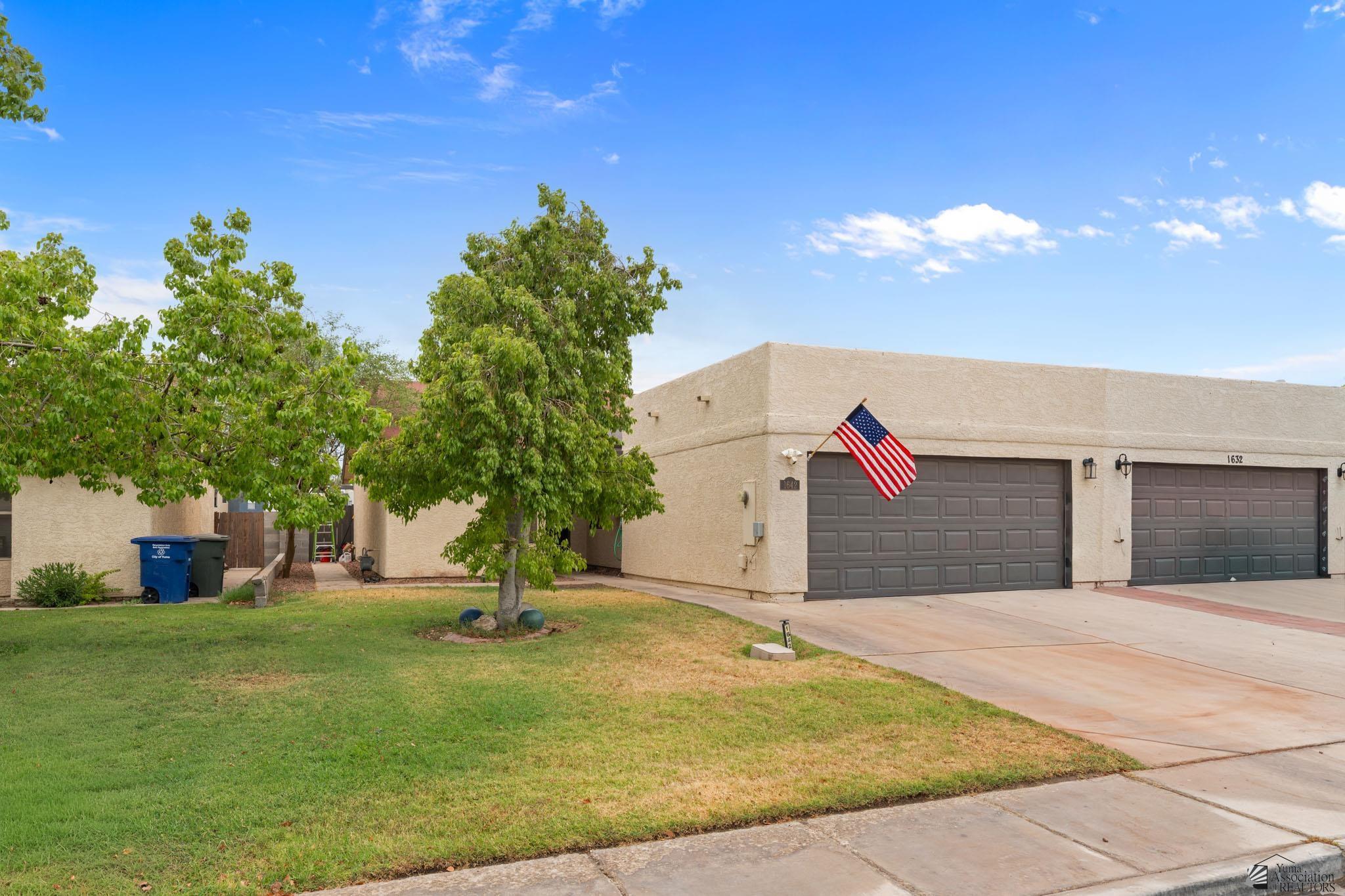1642 W 12 Ln