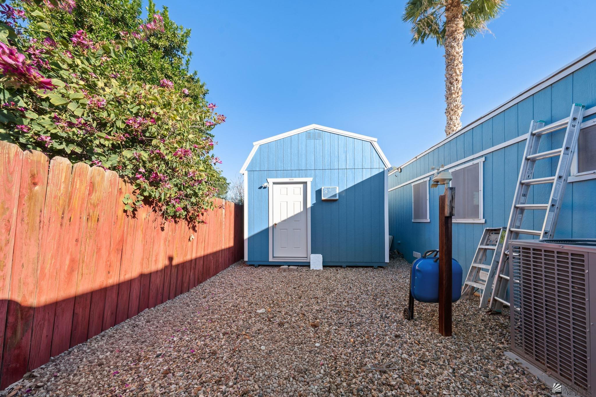 1145 S Dora Ave