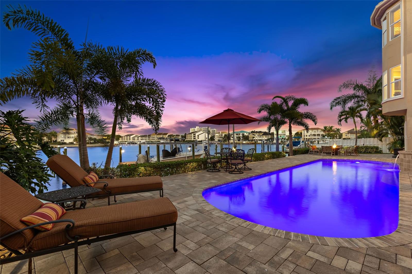 6015 KIPPS COLONY DR E