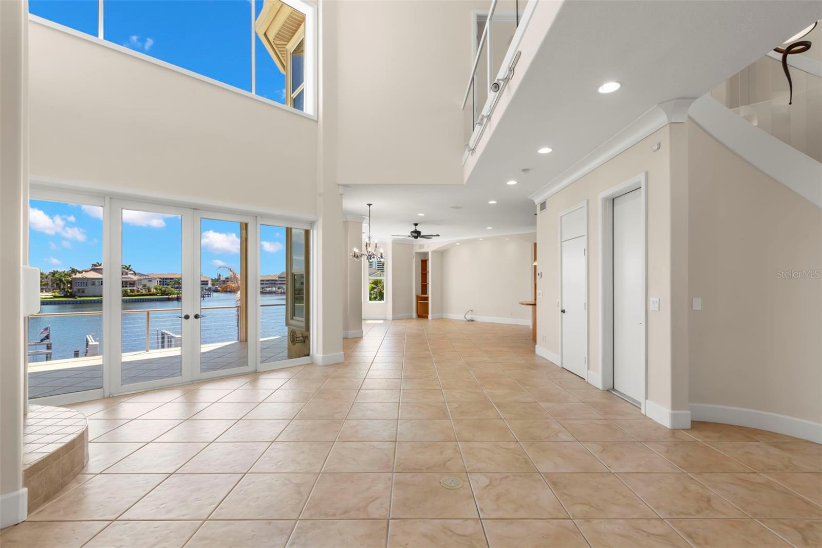 6015 KIPPS COLONY DR E