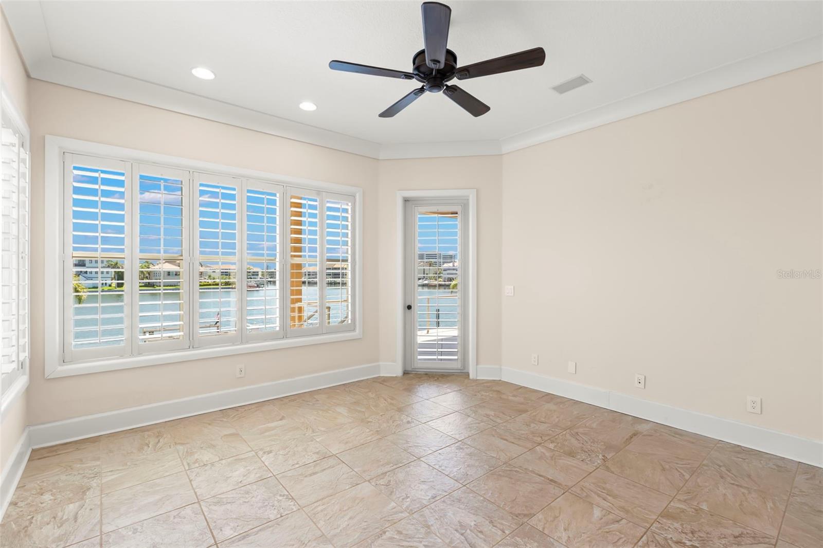 6015 KIPPS COLONY DR E