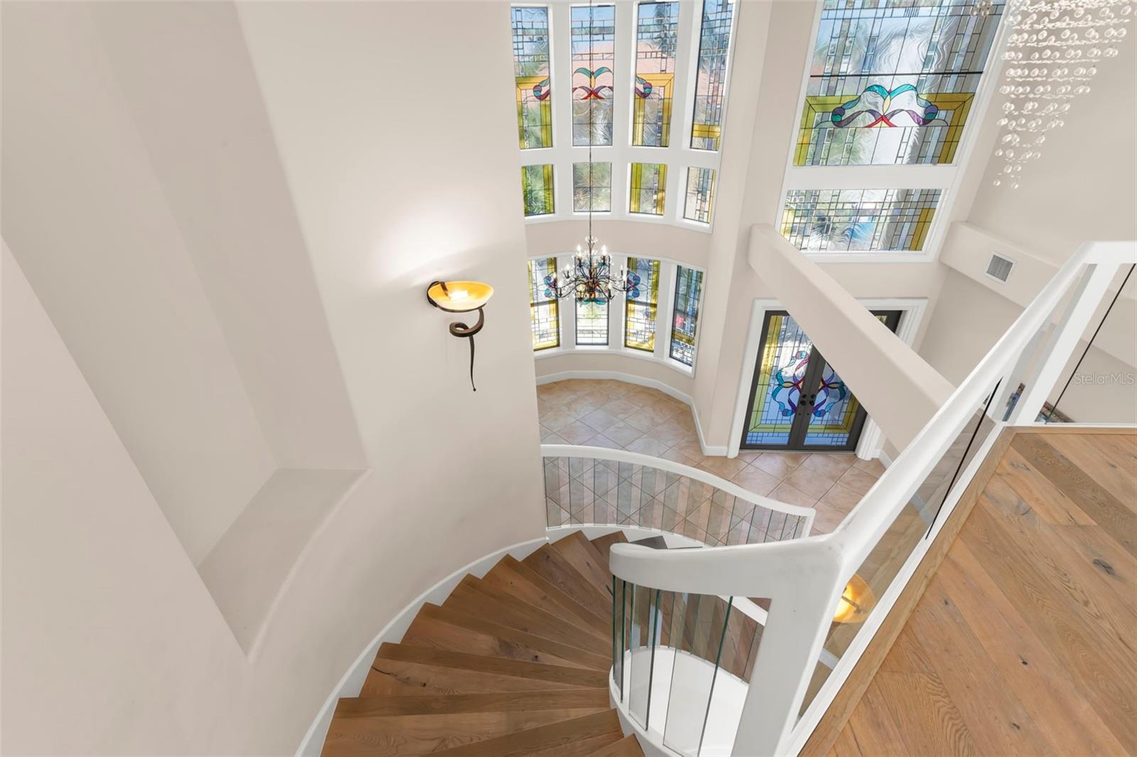 6015 KIPPS COLONY DR E