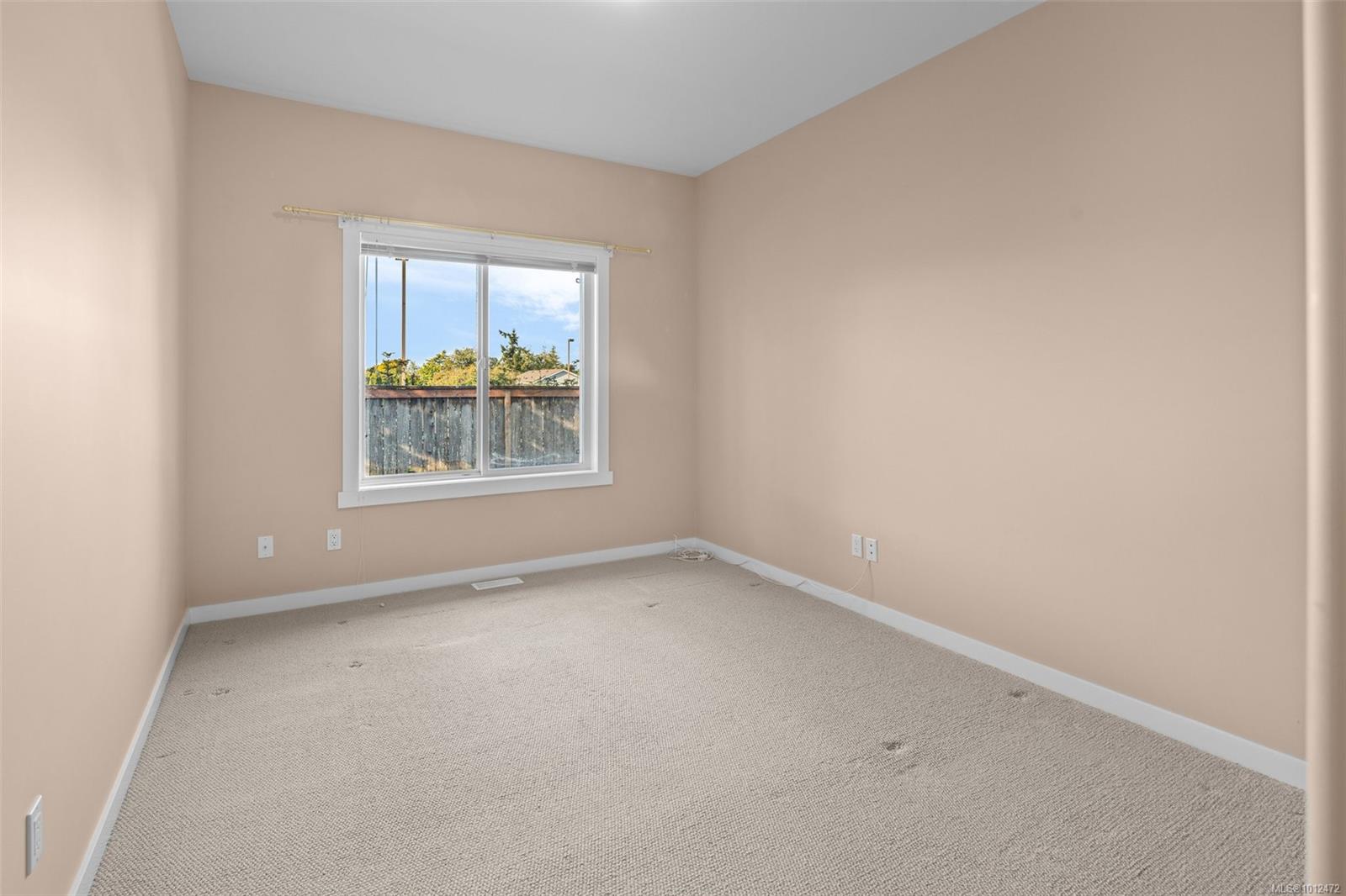 2229 Graduation Pl # 9