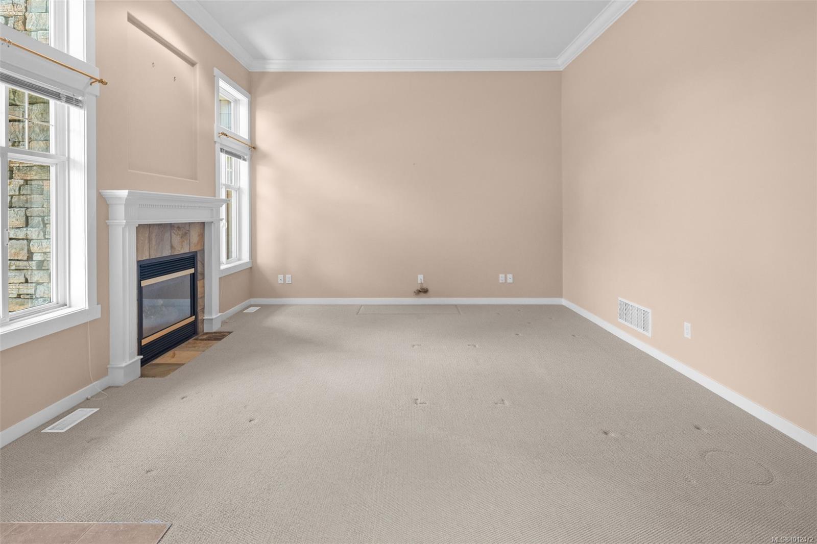 2229 Graduation Pl # 9