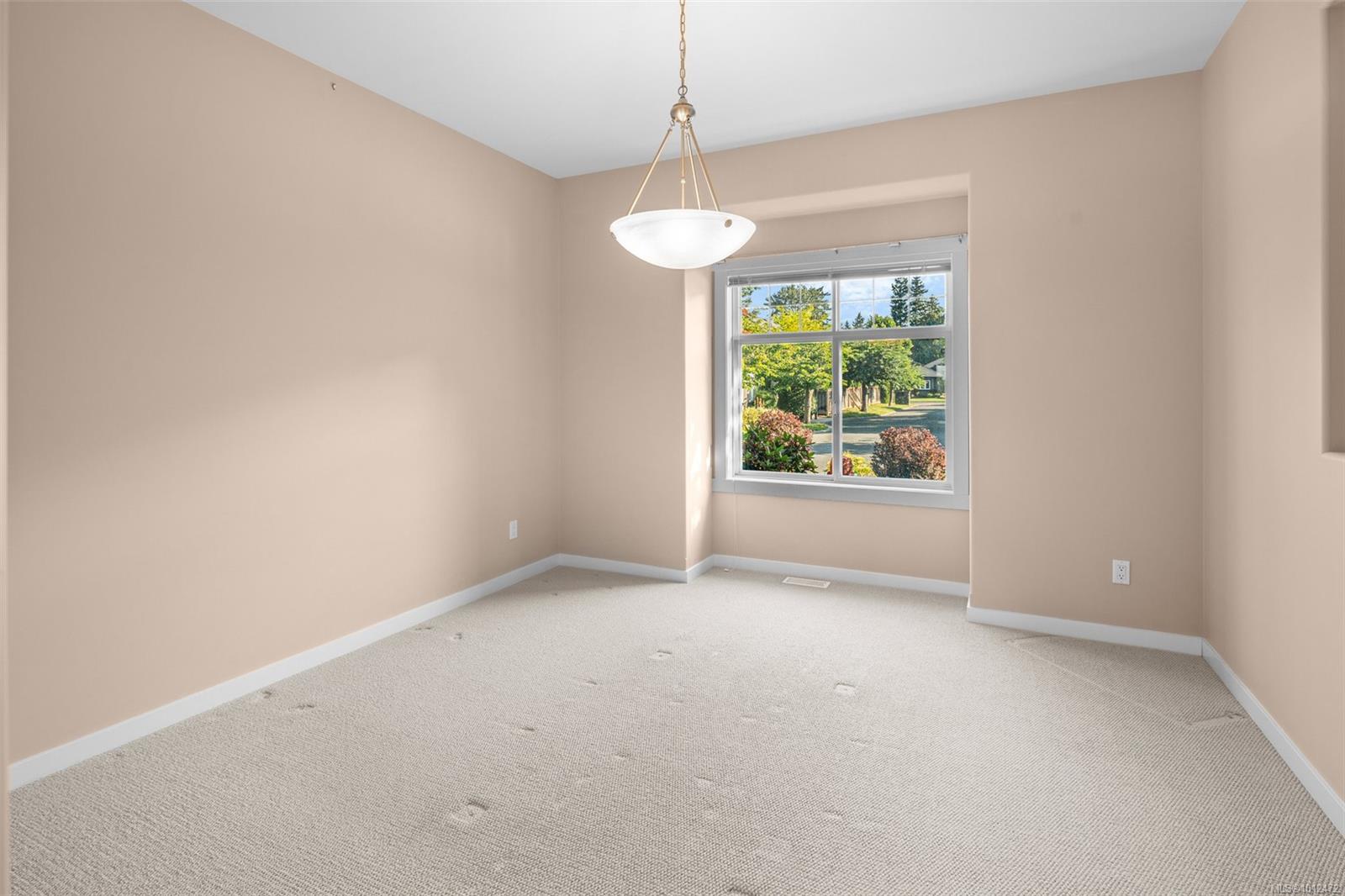 2229 Graduation Pl # 9