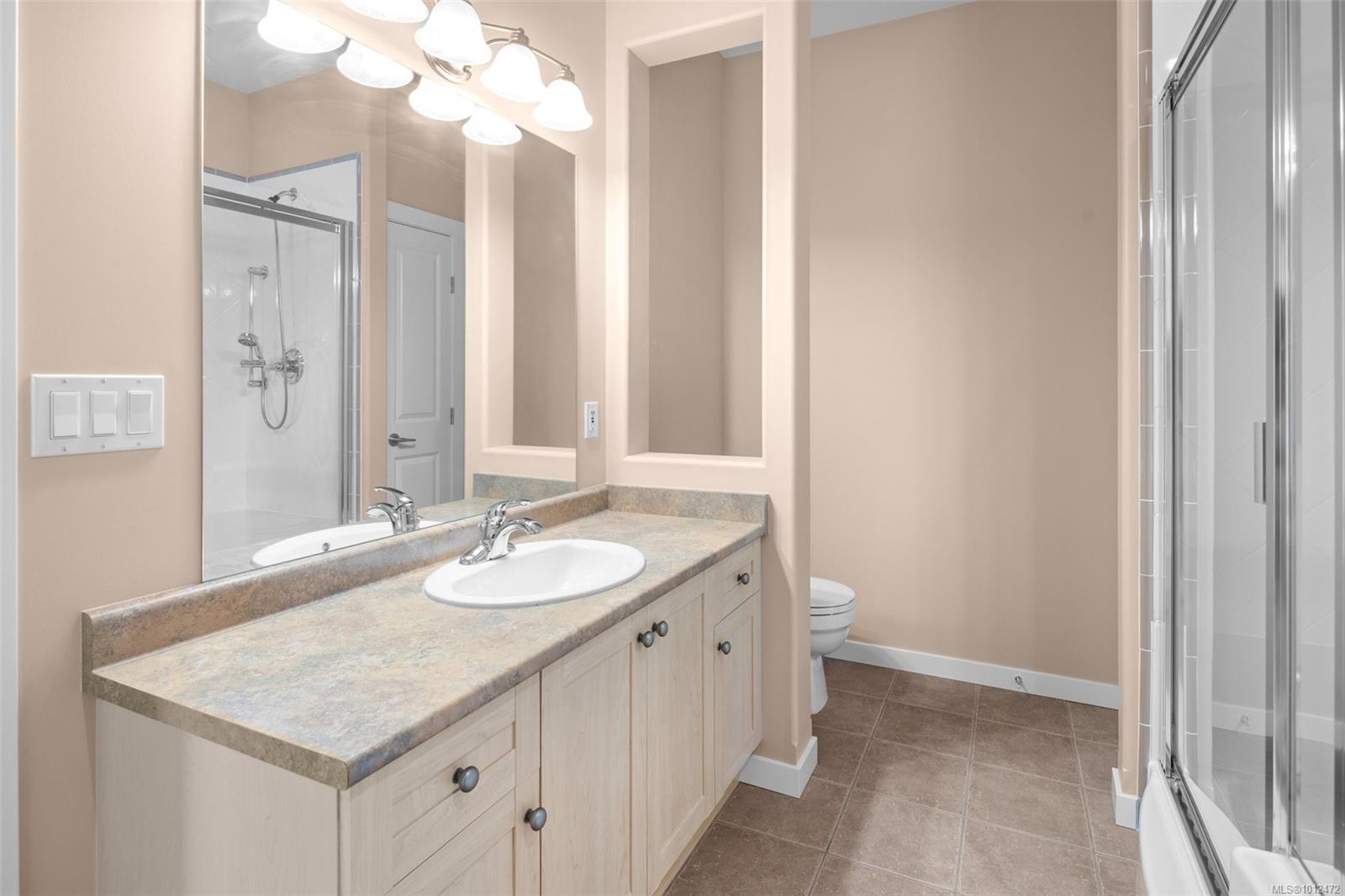 2229 Graduation Pl # 9