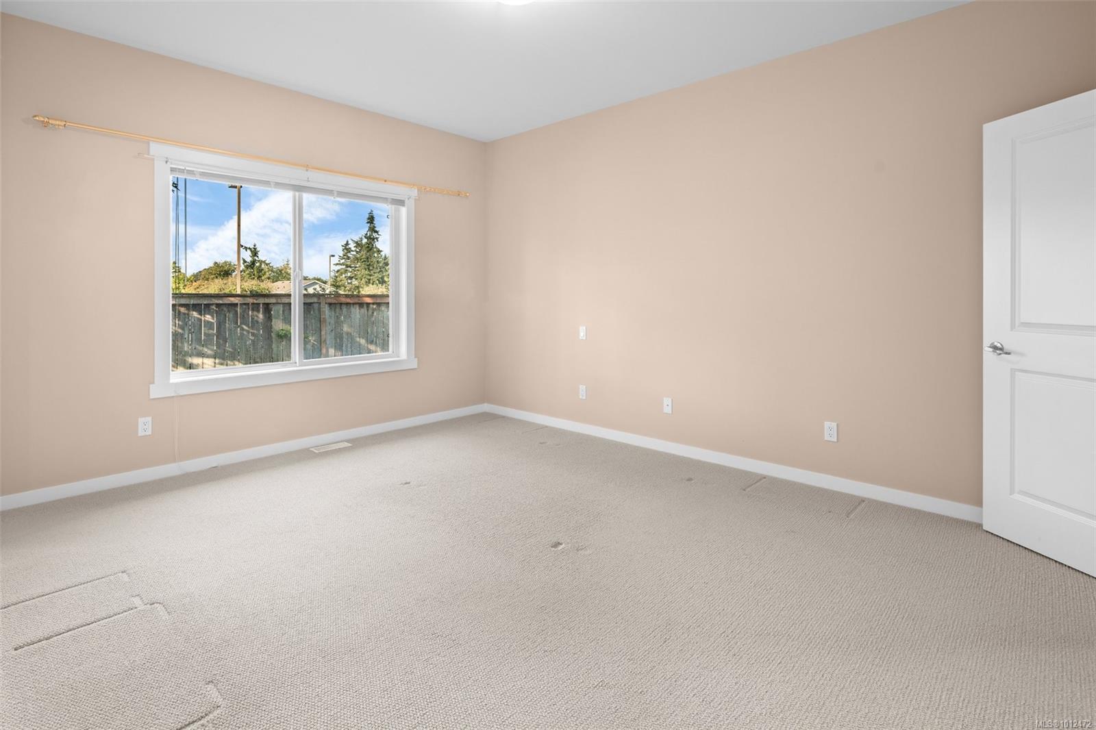 2229 Graduation Pl # 9