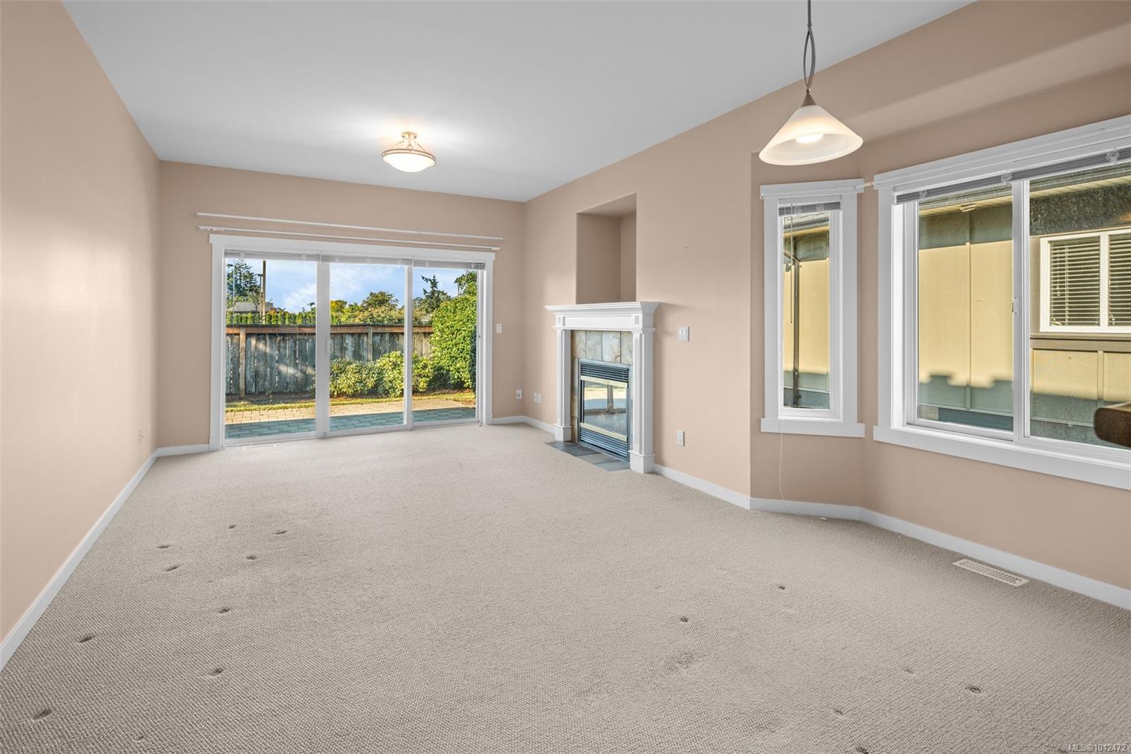 2229 Graduation Pl # 9