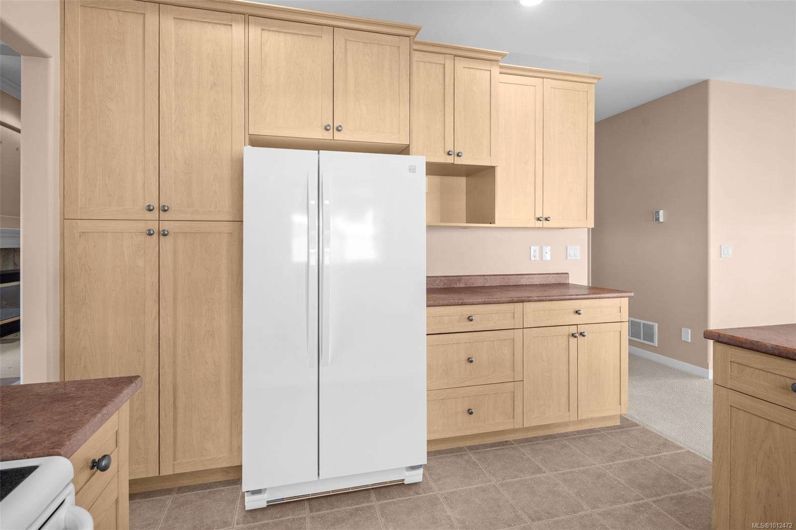 2229 Graduation Pl # 9