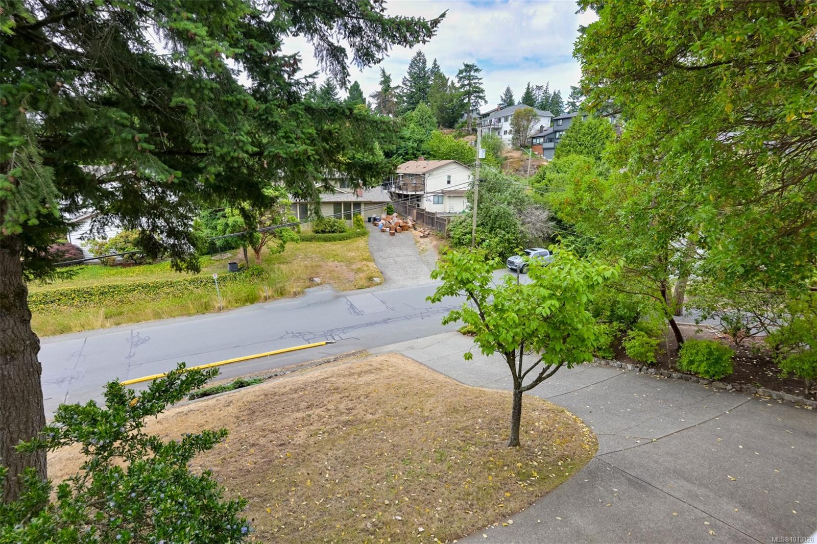 632 Cairndale Rd