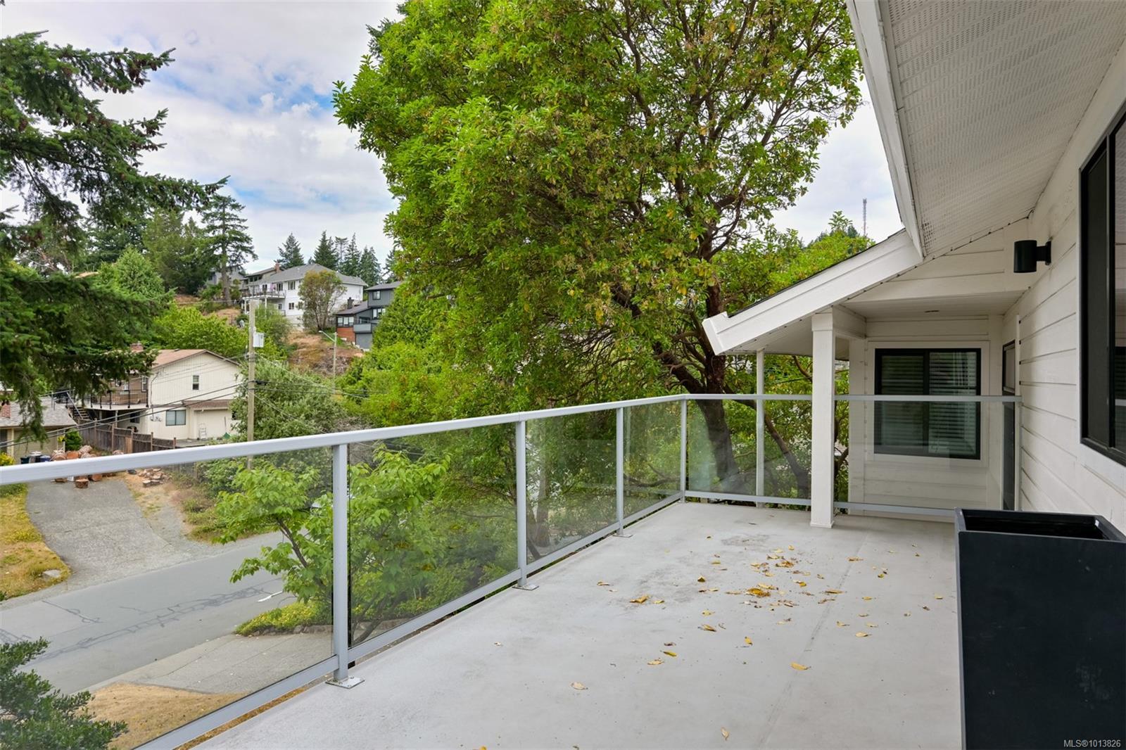 632 Cairndale Rd