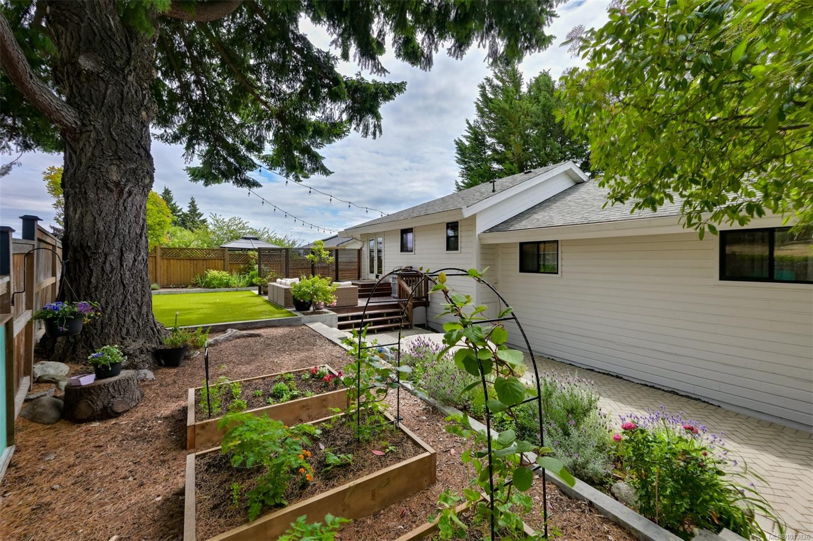 632 Cairndale Rd