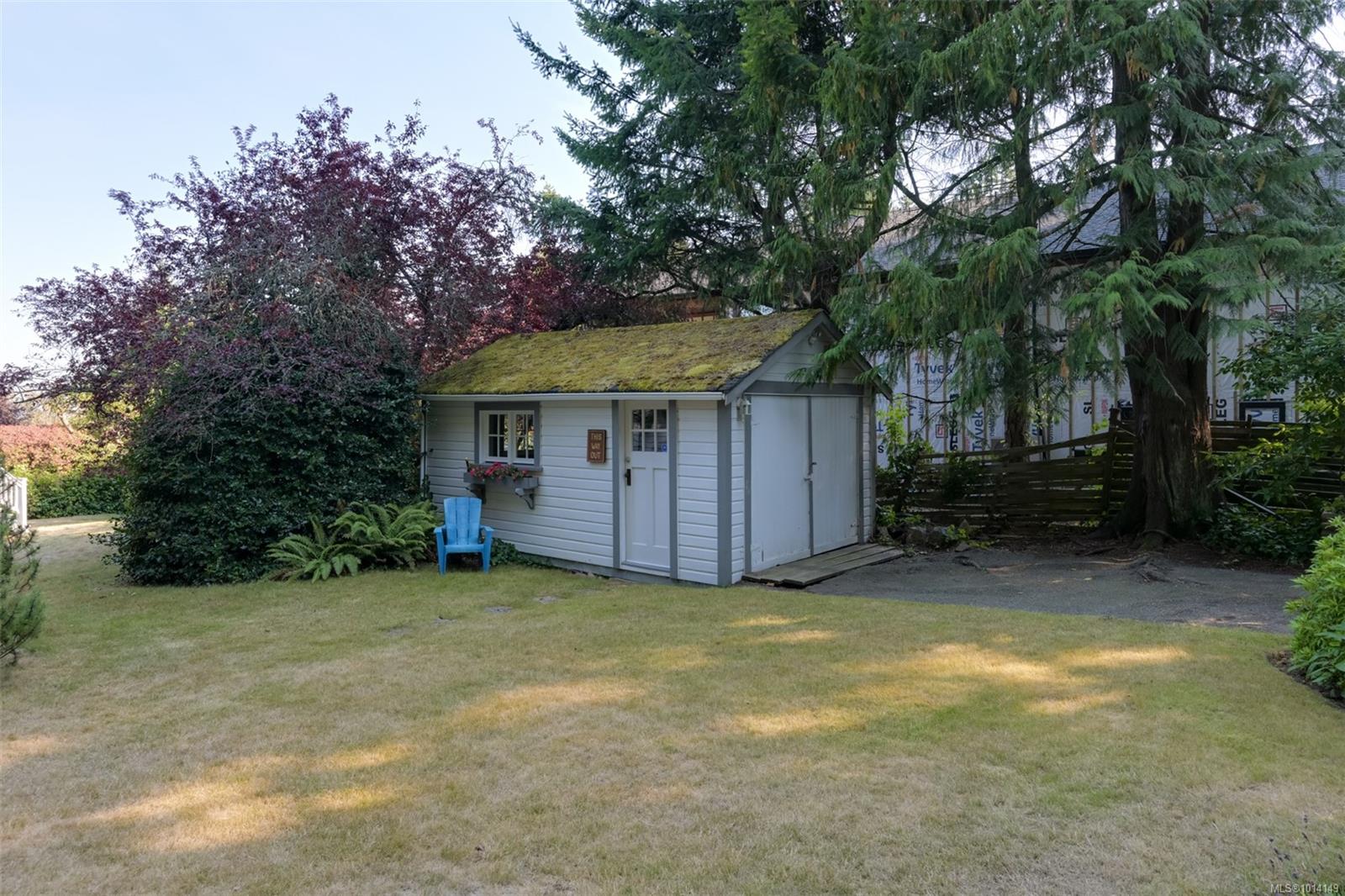 8645 East Saanich Rd