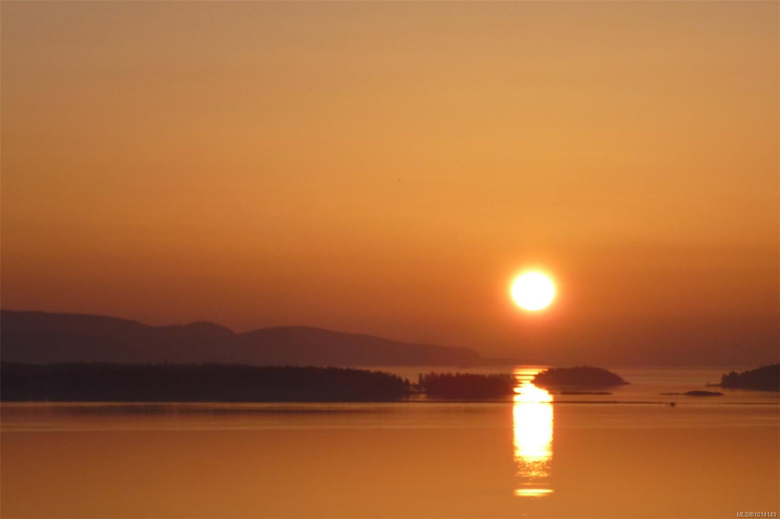 8645 East Saanich Rd